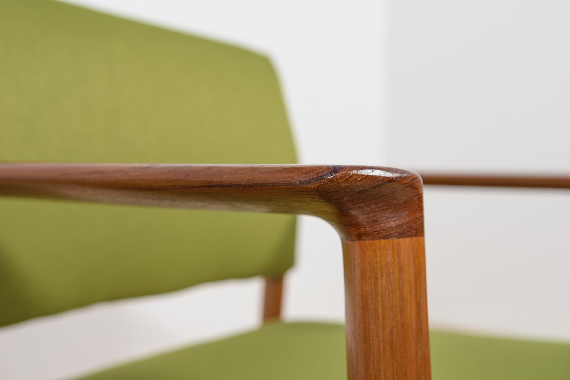 Fotel, tkanina zielona, teak, Dania, lata 60. - 169748