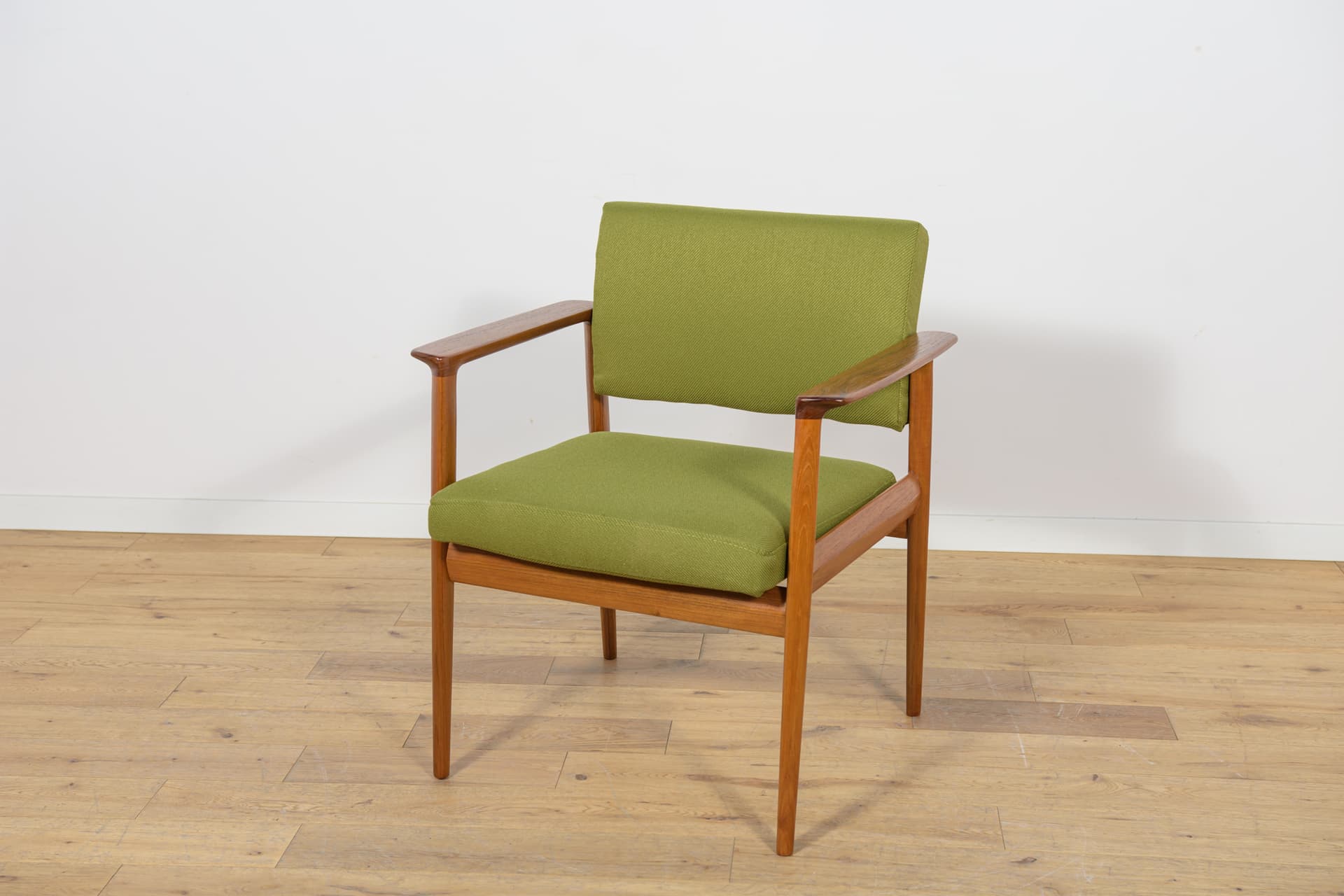 Fotel, tkanina zielona, teak, Dania, lata 60. - 169738