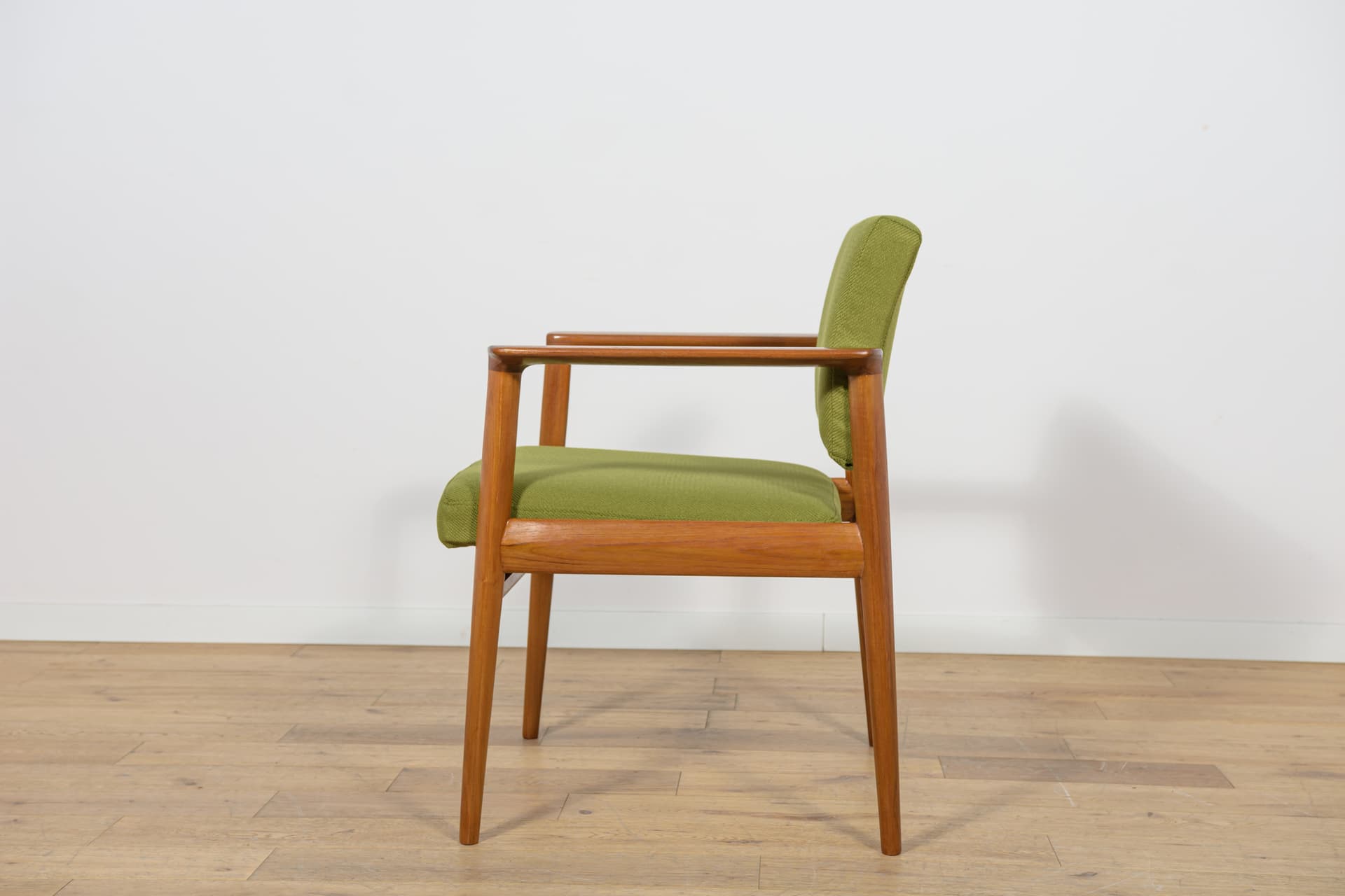 Fotel, tkanina zielona, teak, Dania, lata 60. - 169743