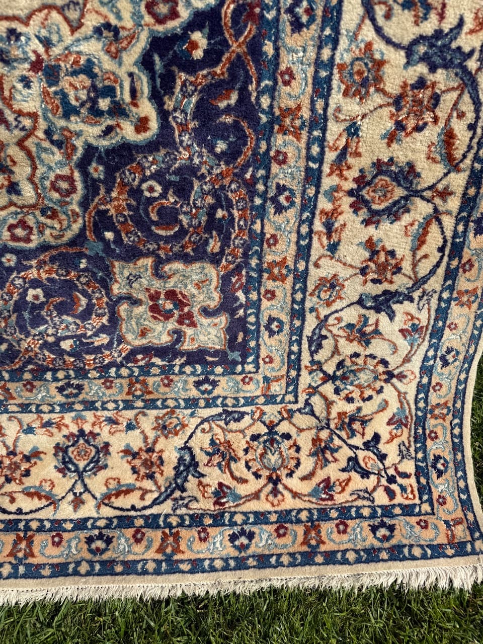 Persian rug Nain 210x200 cm, ivory, wool silk, Iran, 1990s. - 169894