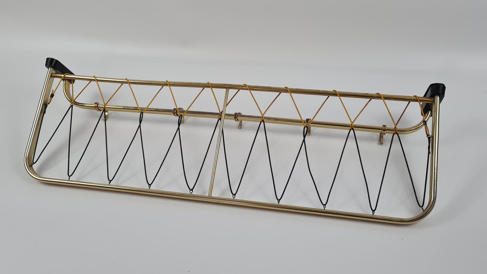 Wieszak ścienny z półką, rockabilly, złoty, Niemcy, lata 70. - 170138