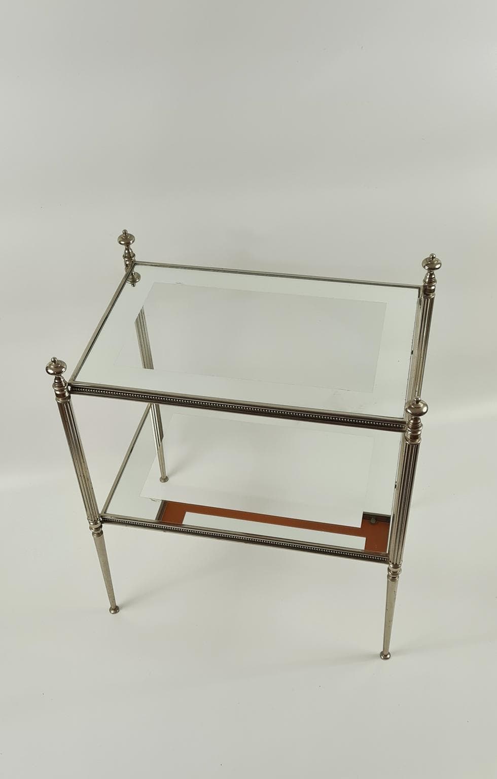 Stolik pomocniczy, srebro, mosiądz platerowany srebrem, szkło eglomise, Francja, lata 50. - 170154