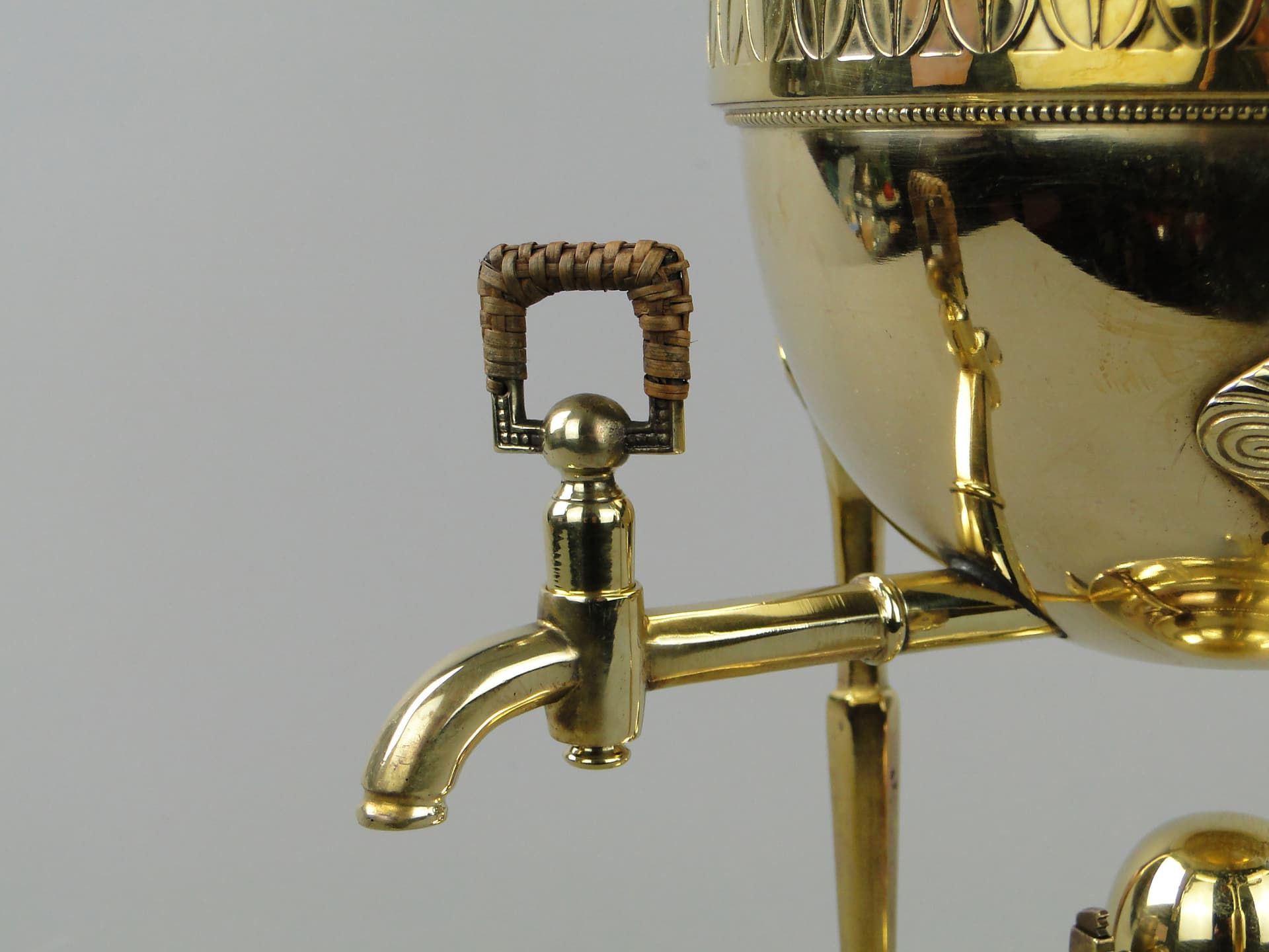 Buliera secesyjna, złoty mosiądz, WMF, Niemcy, początek XX w. - 170165