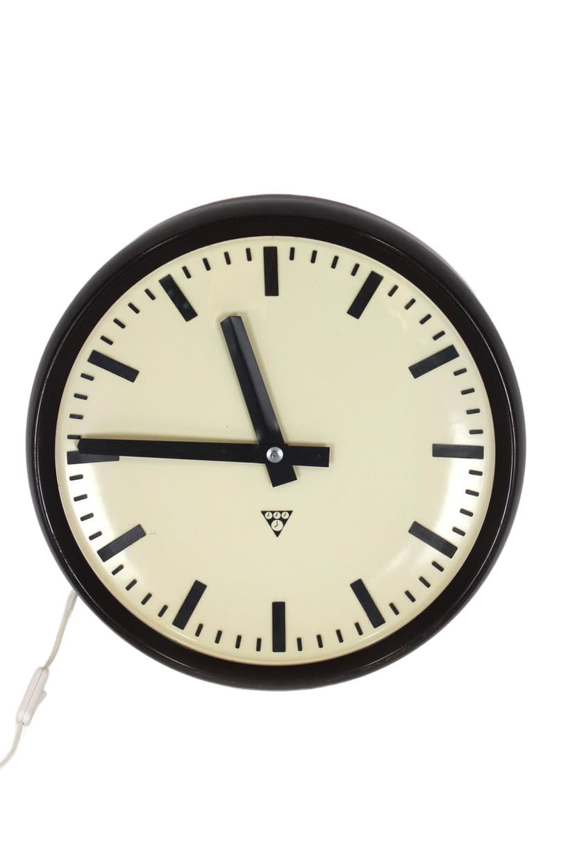 Lampa ścienna dworcowa, Pragotron, bakelit ciemnobrązowy, Czechosłowacja, lata 50.