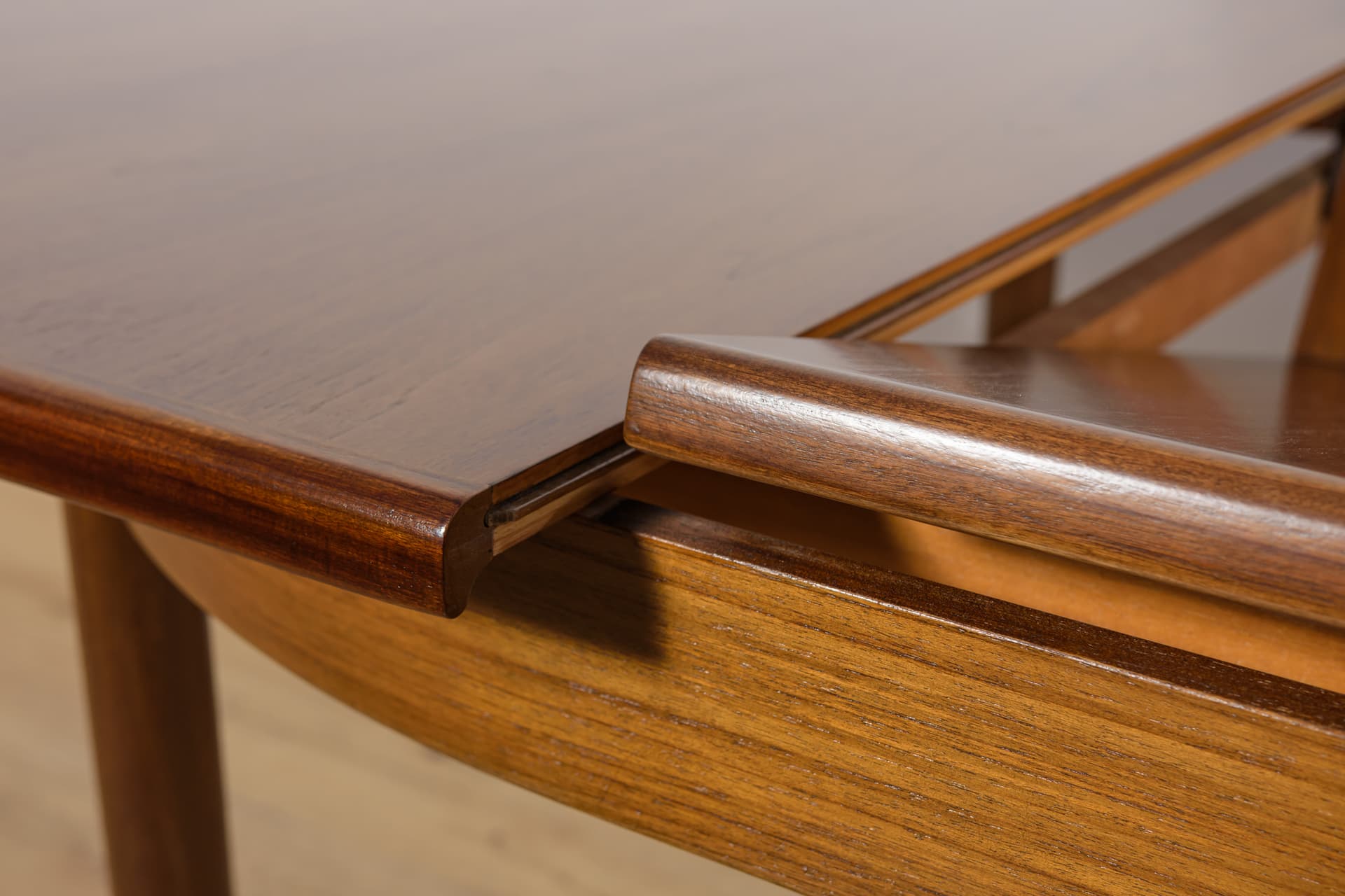 Stół owalny rozkładany, teak brązowy, G-Plan, Wielka Brytania, lata 60. - 170285