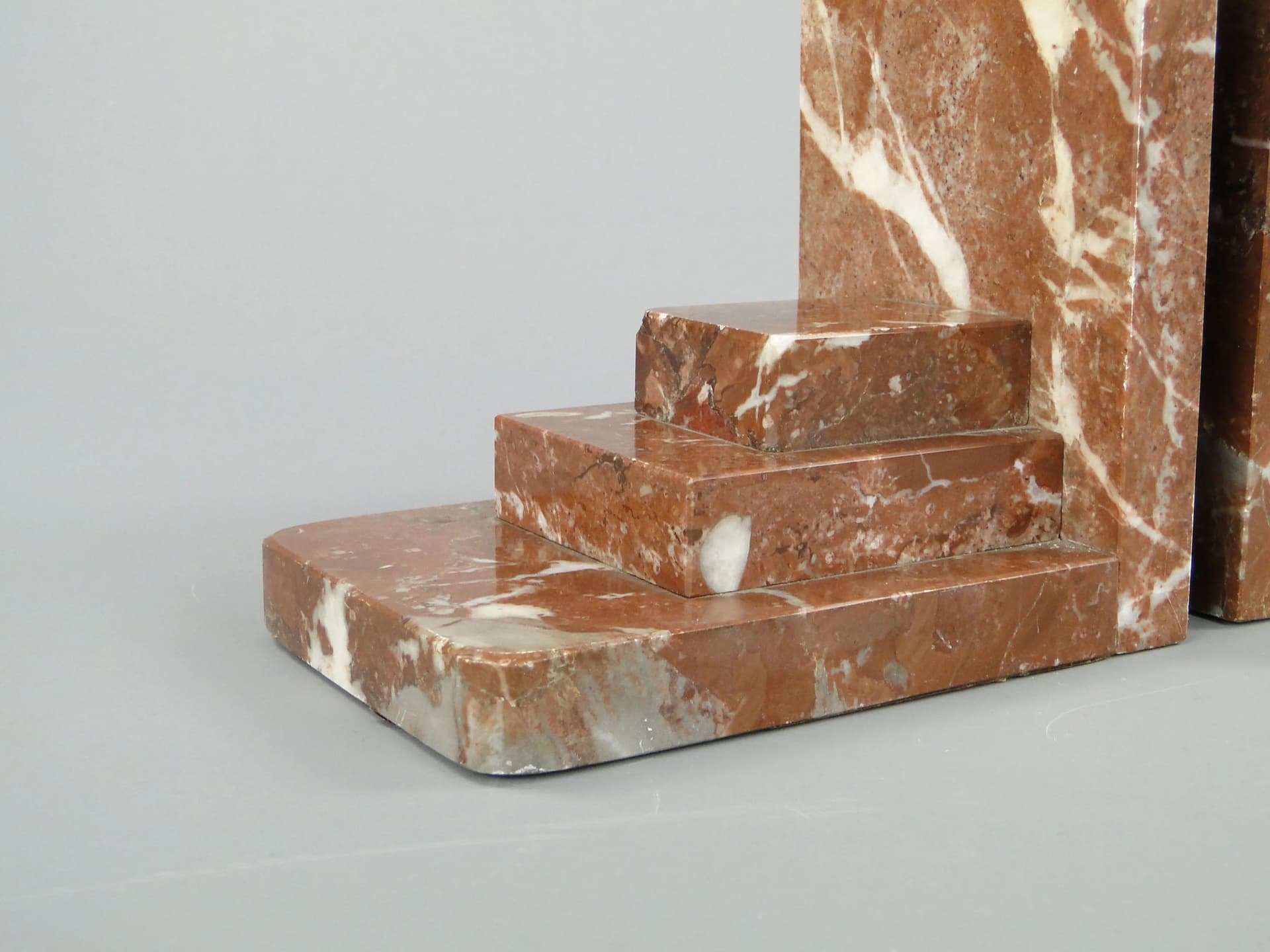 Podpórki do książek Art Deco, marmur czerwony, Niemcy, lata 20. - 11129