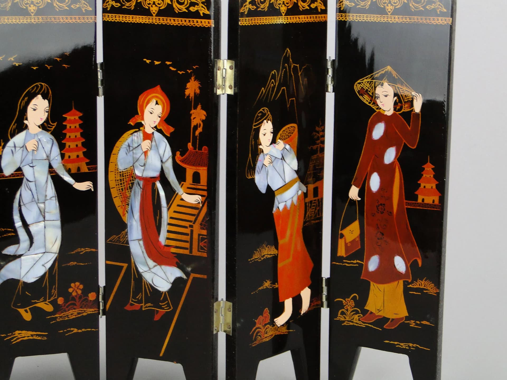 Parawan dekoracyjny, lakier czarny, drewno, Chiny, lata 50. - 11123