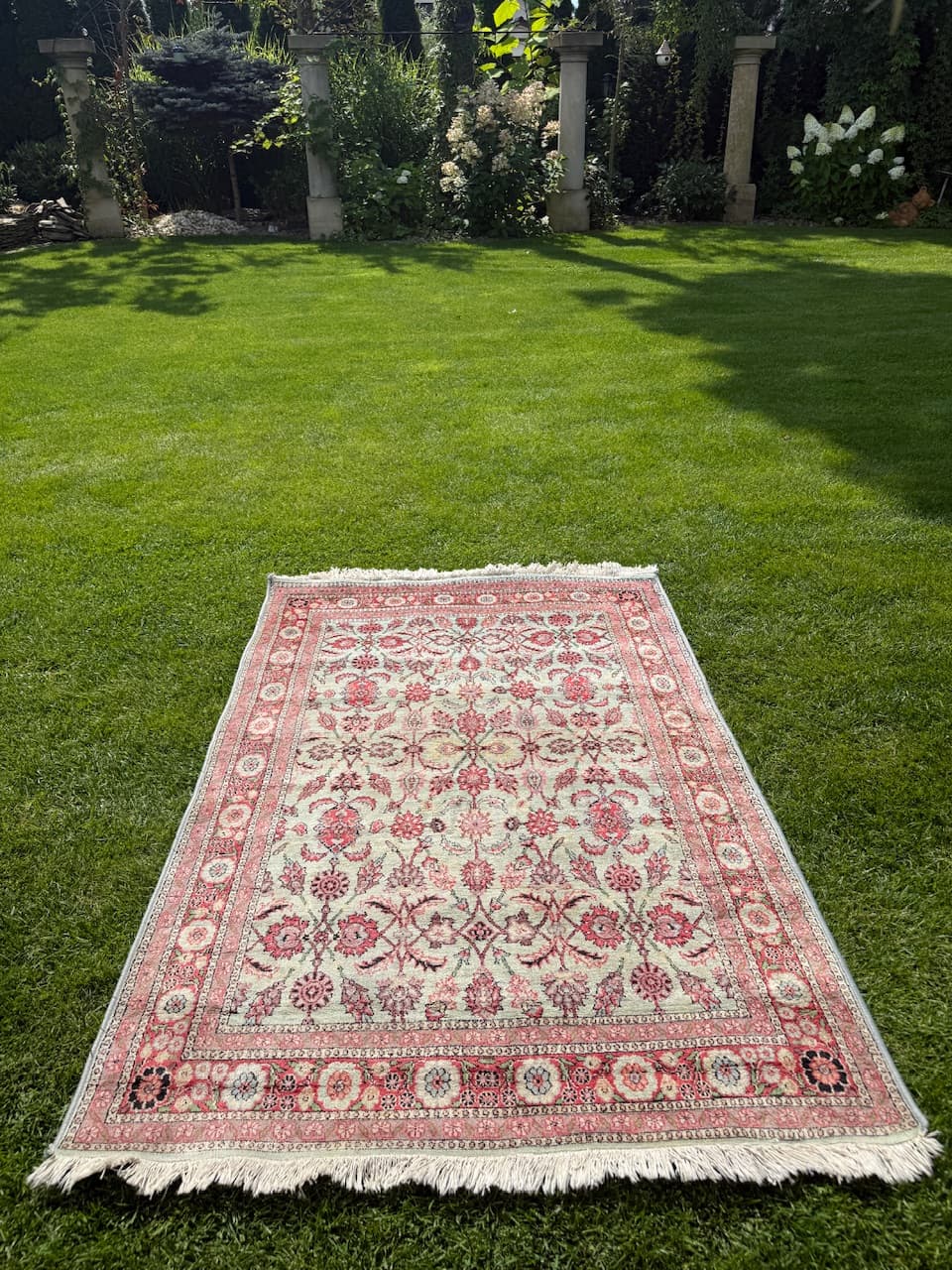 Rug Ghoum, ivory, silk, India - 170559