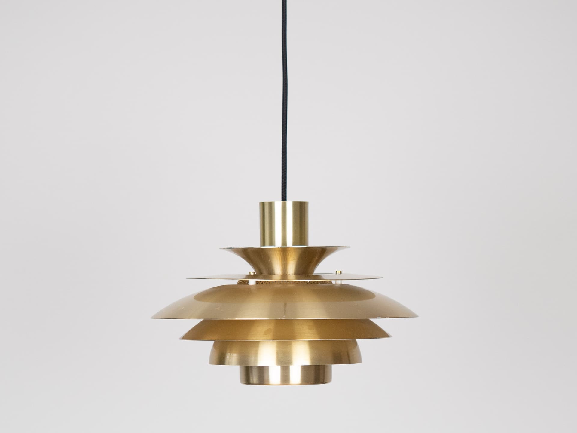 Golden Aluminum Verona Pendant Lamp, by K. Wiborg for Jeka, Denmark, 1980s - 170595
