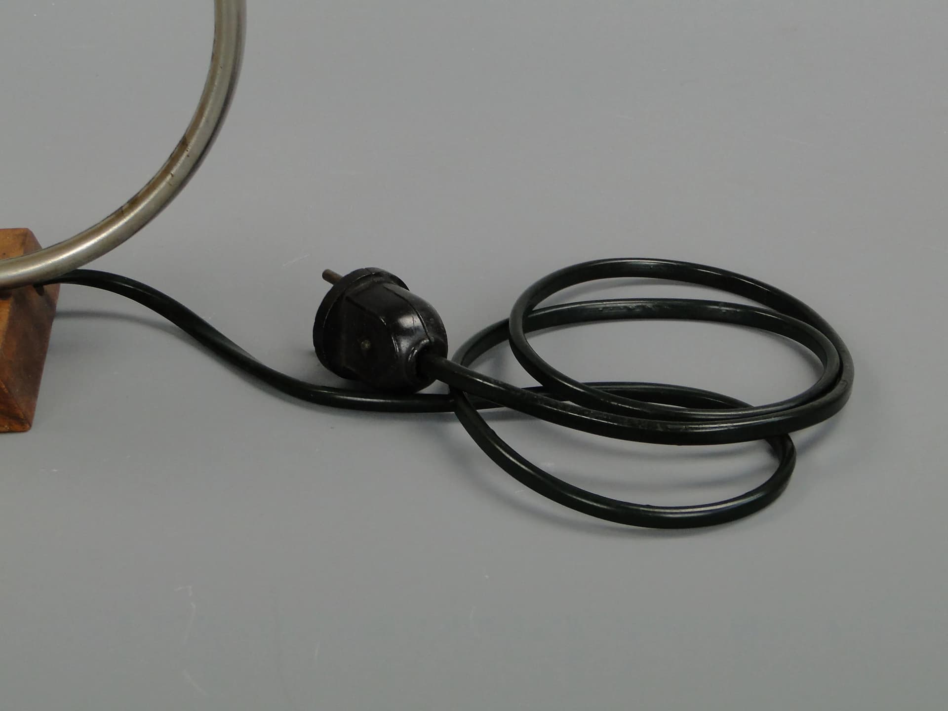 Table lamp, red, lacquered steel, by A. Gałecki, Poland, 1960s - 11055