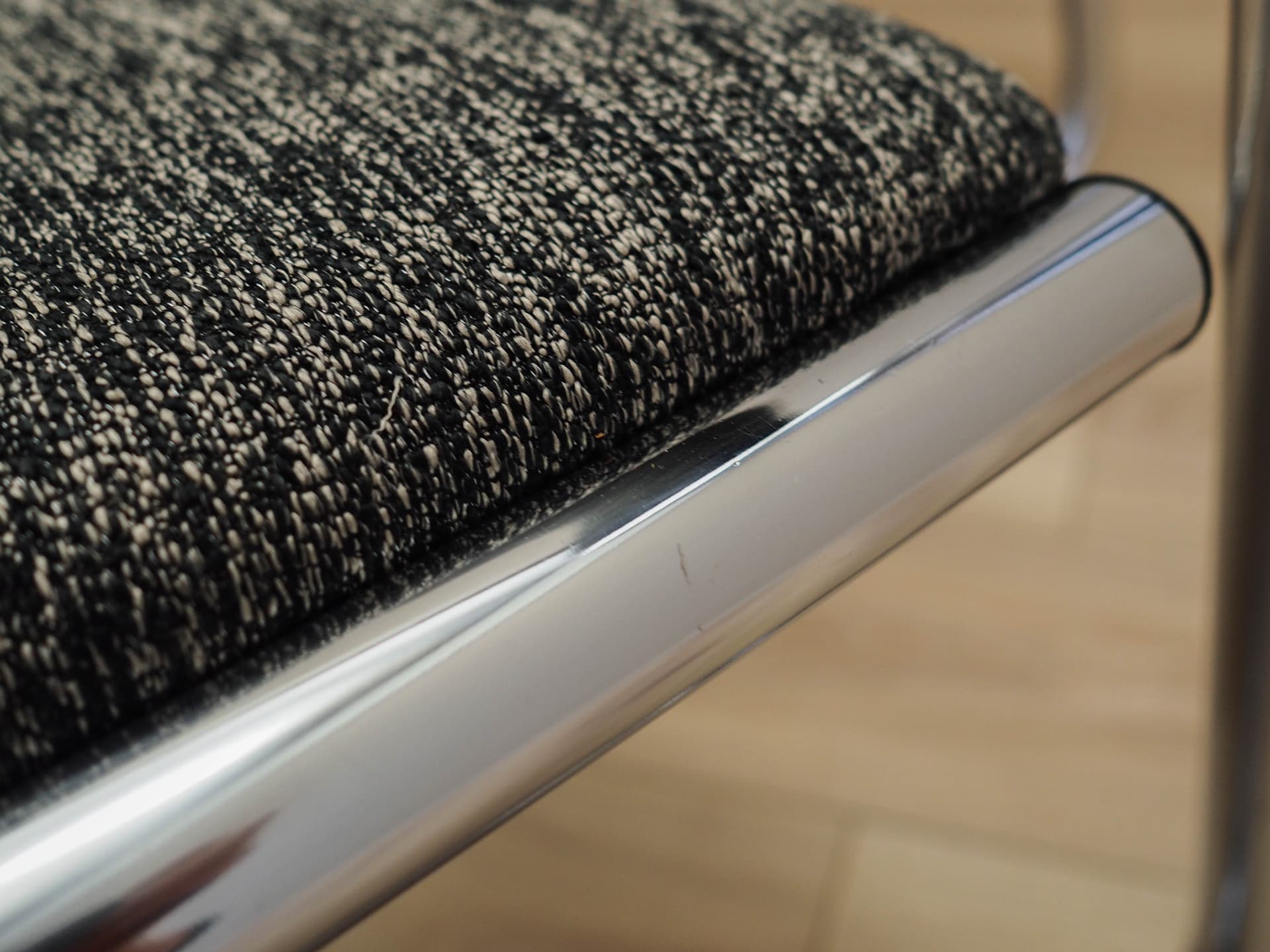 Komplet sześciu krzeseł, szary, metal chromowany, Włochy, lata 80. - 170802