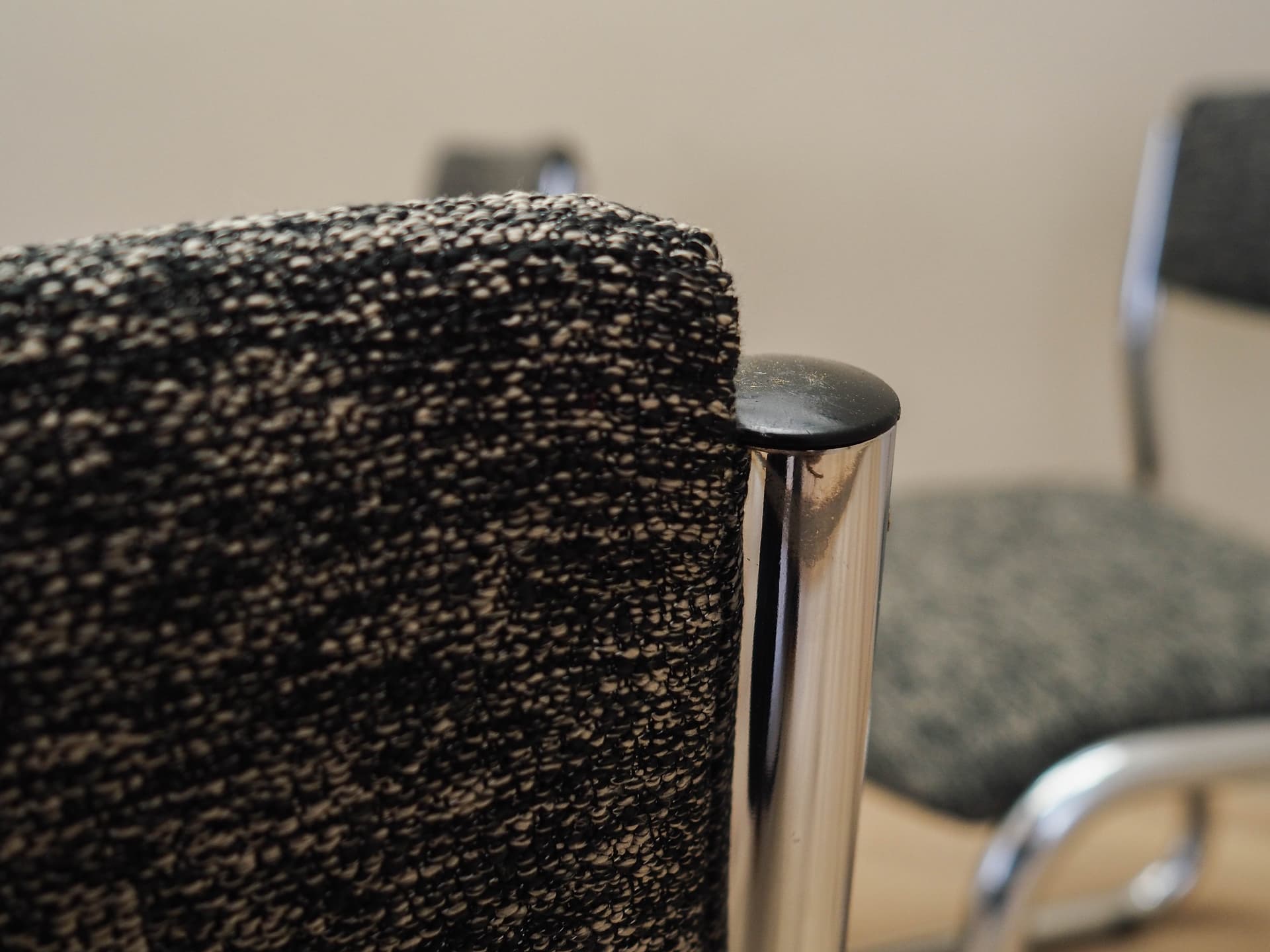 Komplet sześciu krzeseł, szary, metal chromowany, Włochy, lata 80. - 170803