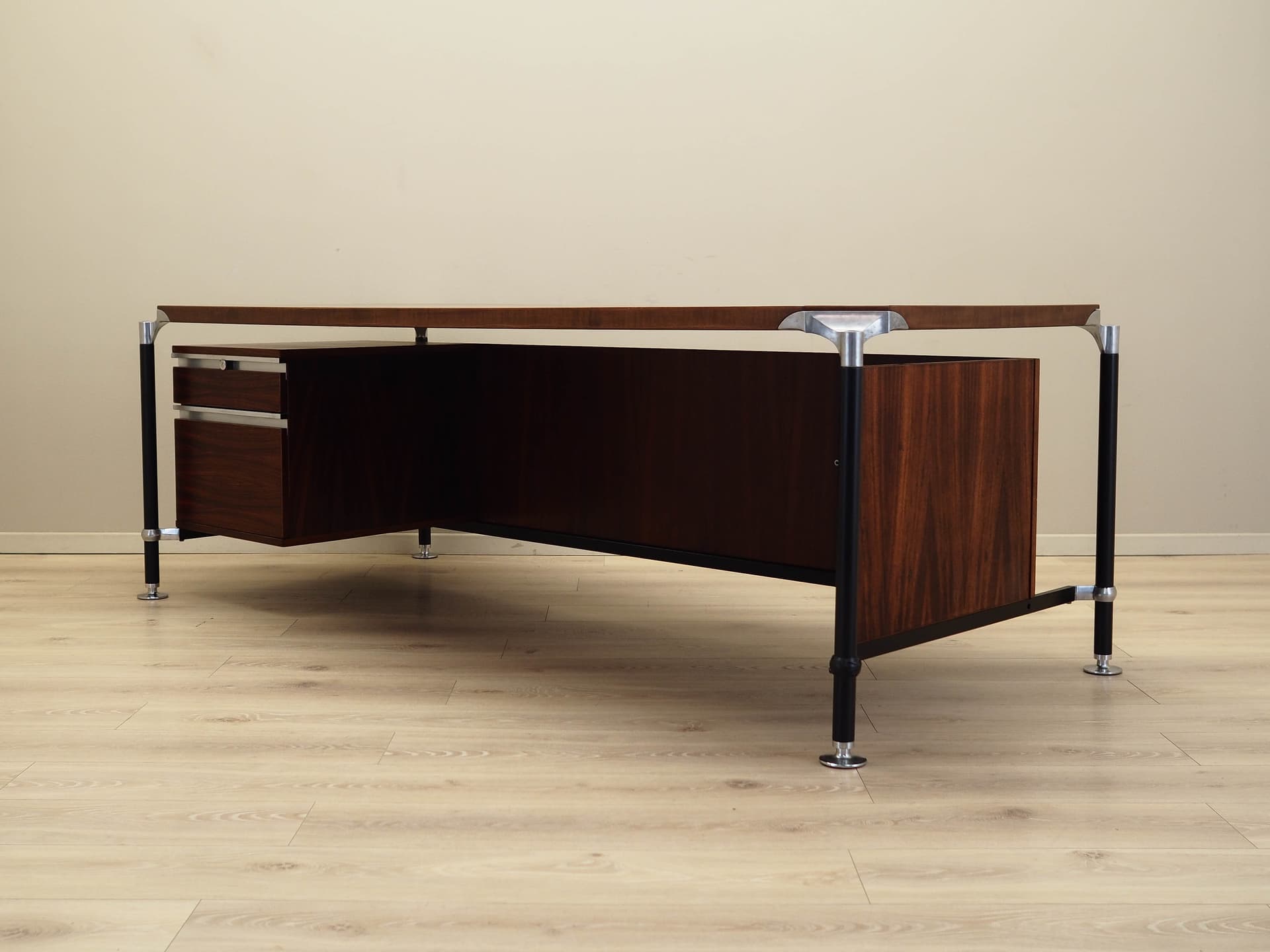 Desk, brown rosewood, black steel, by I. & L. Parisi, MIM Roma, Italy, 1970s. - 170824
