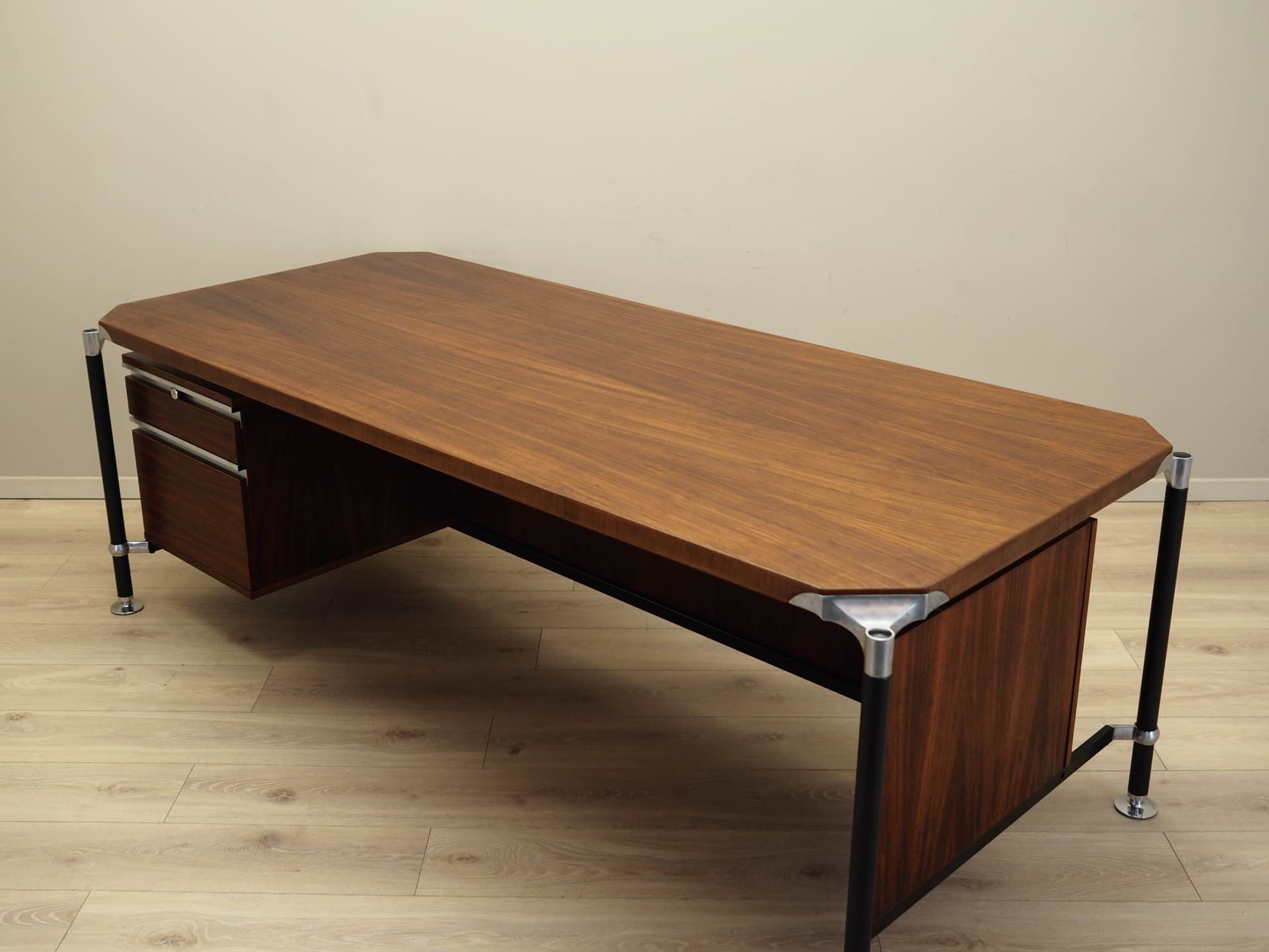Desk, brown rosewood, black steel, by I. & L. Parisi, MIM Roma, Italy, 1970s. - 170825
