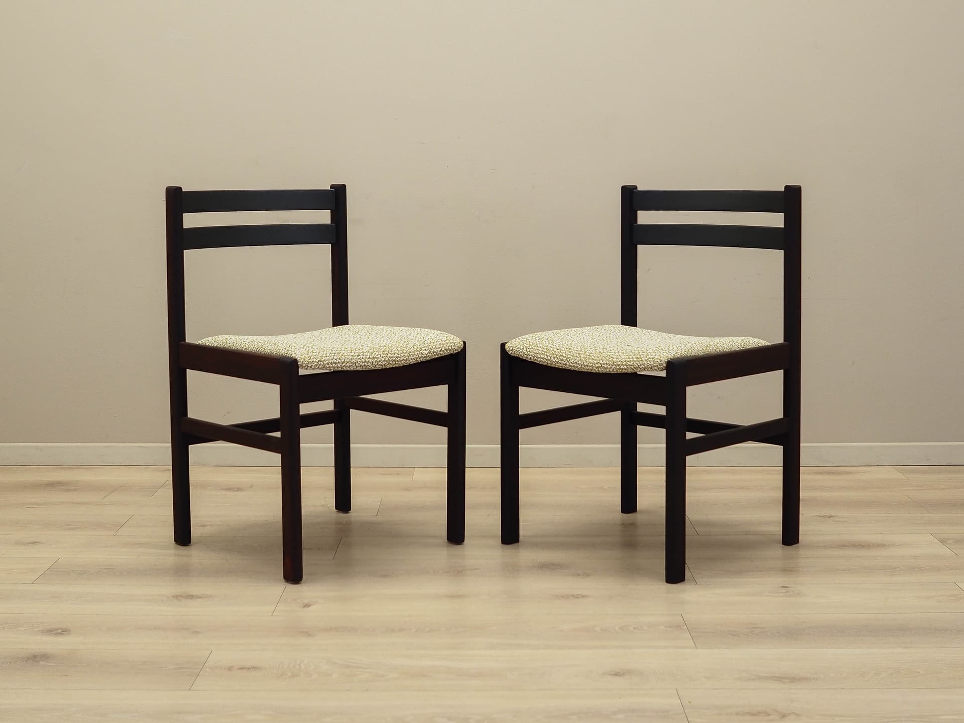 Set of two chairs, dark brown rosewood, Denmark, 1970s. - 170853