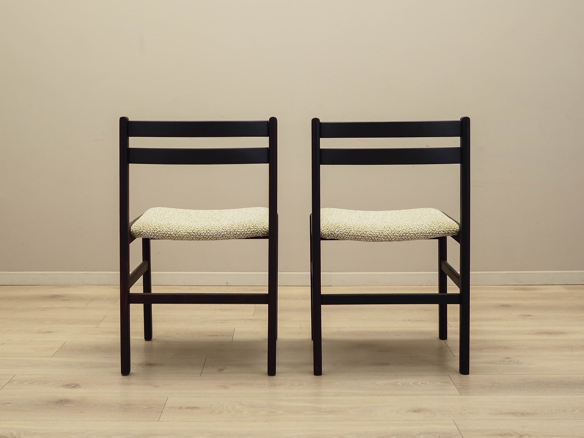 Set of two chairs, dark brown rosewood, Denmark, 1970s. - 170859