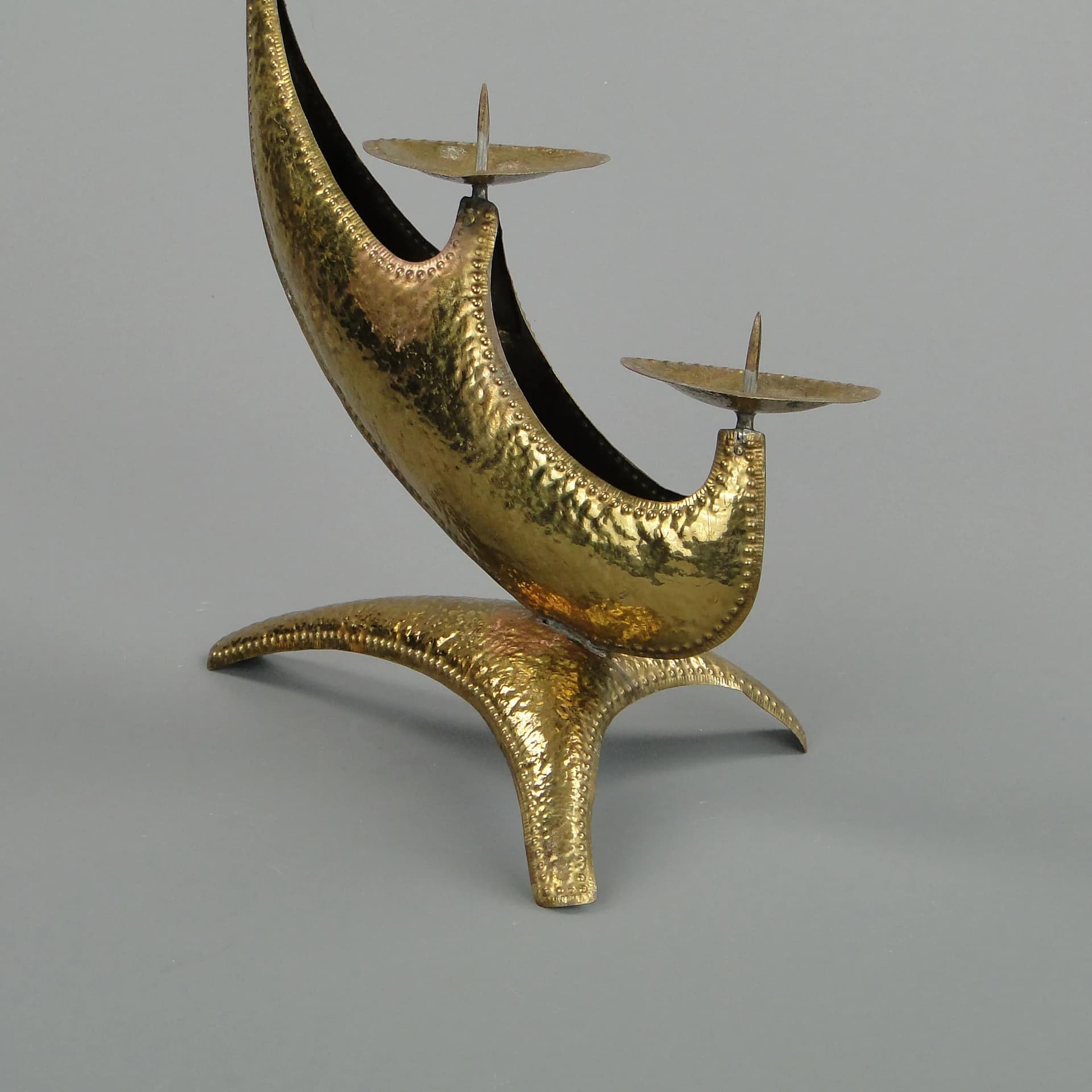 Świecznik trójramienny New Look, mosiądz złoty, Polska, lata 60. - 11243