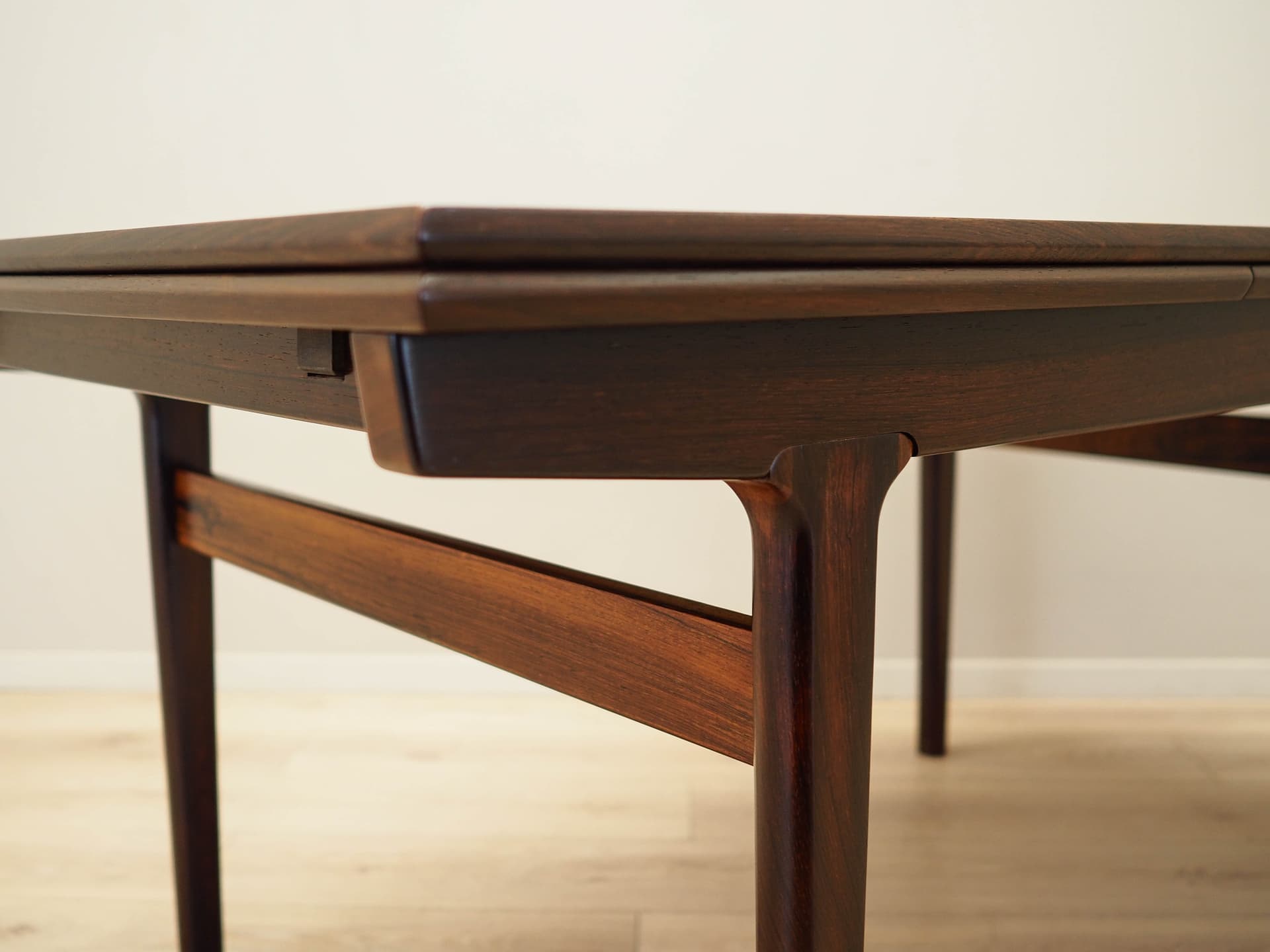 Stół jadalniany, palisander brązowy ciemny, proj. H. Kjaernulf, Dania, lata 60. - 171487