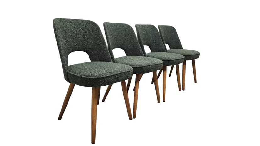 Zestaw czterech krzeseł, bouclé zielony, dąb, proj. O. Haerdtl, Tatra Nabytok, Czechosłowacja, lata 60.