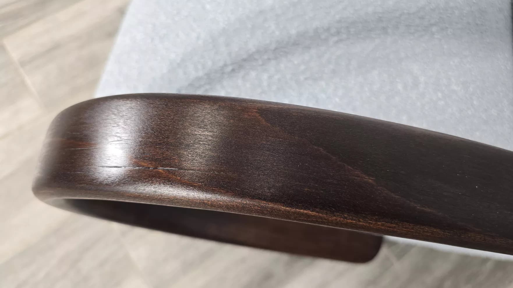 Para foteli H 410, bouclé kremowy, drewno orzech, proj. J. Halabala, UP Závody, Czechosłowacja, lata 60. - 171590