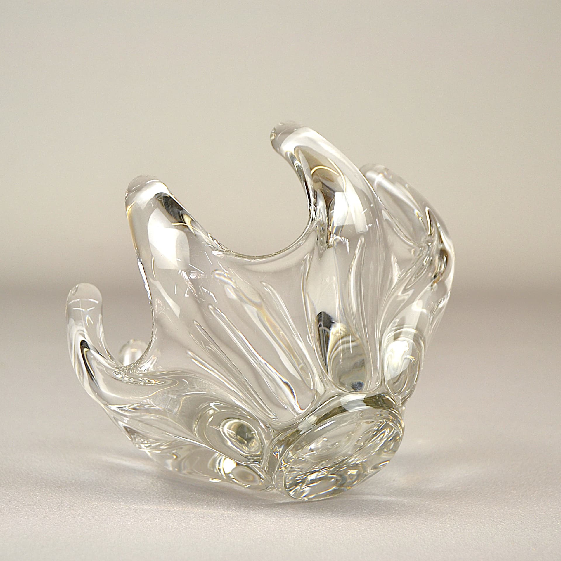 Świecznik abstrakcyjny, szkło kryształowe transparentne, Art Vanes le Chatel, Francja, lata 60. - 1239