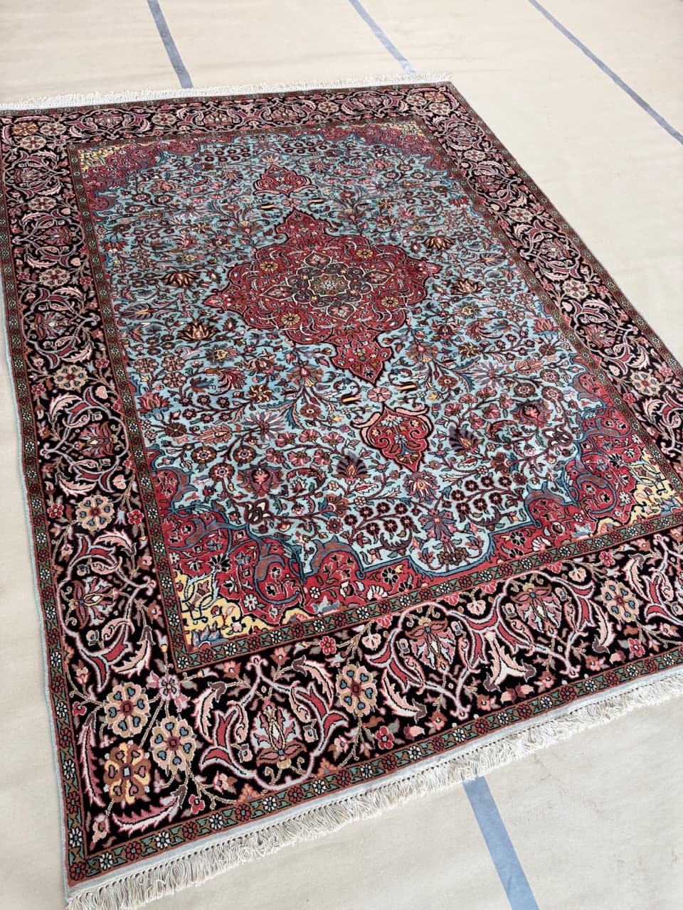 Rug Ghoum, silver, silk, India - 172146