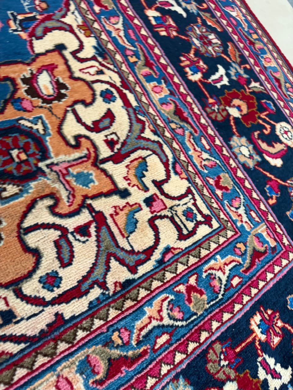 Rug Meshed, maroon wool, Iran - 172174