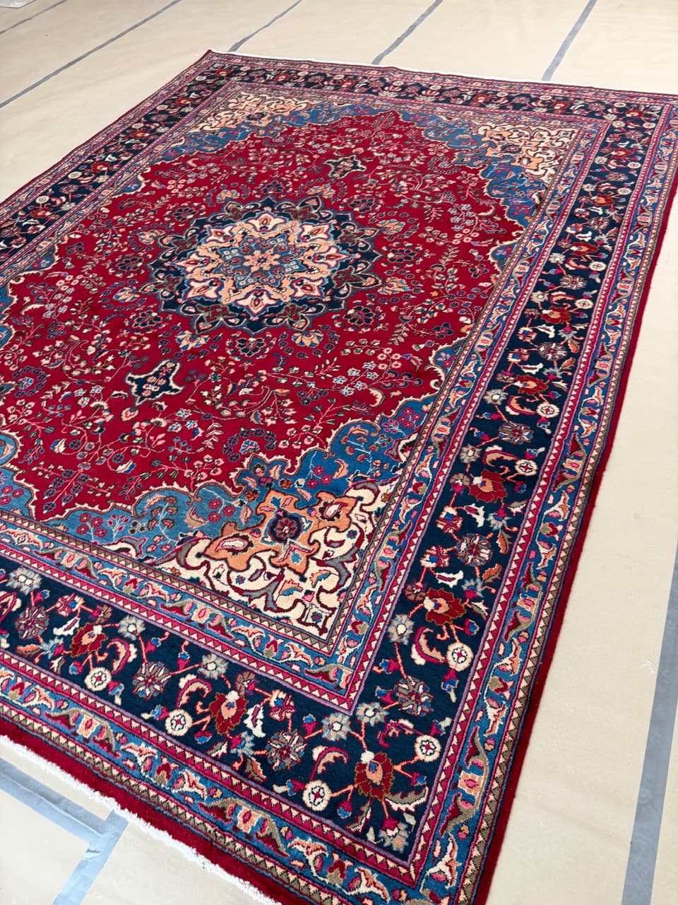 Rug Meshed, maroon wool, Iran - 172173