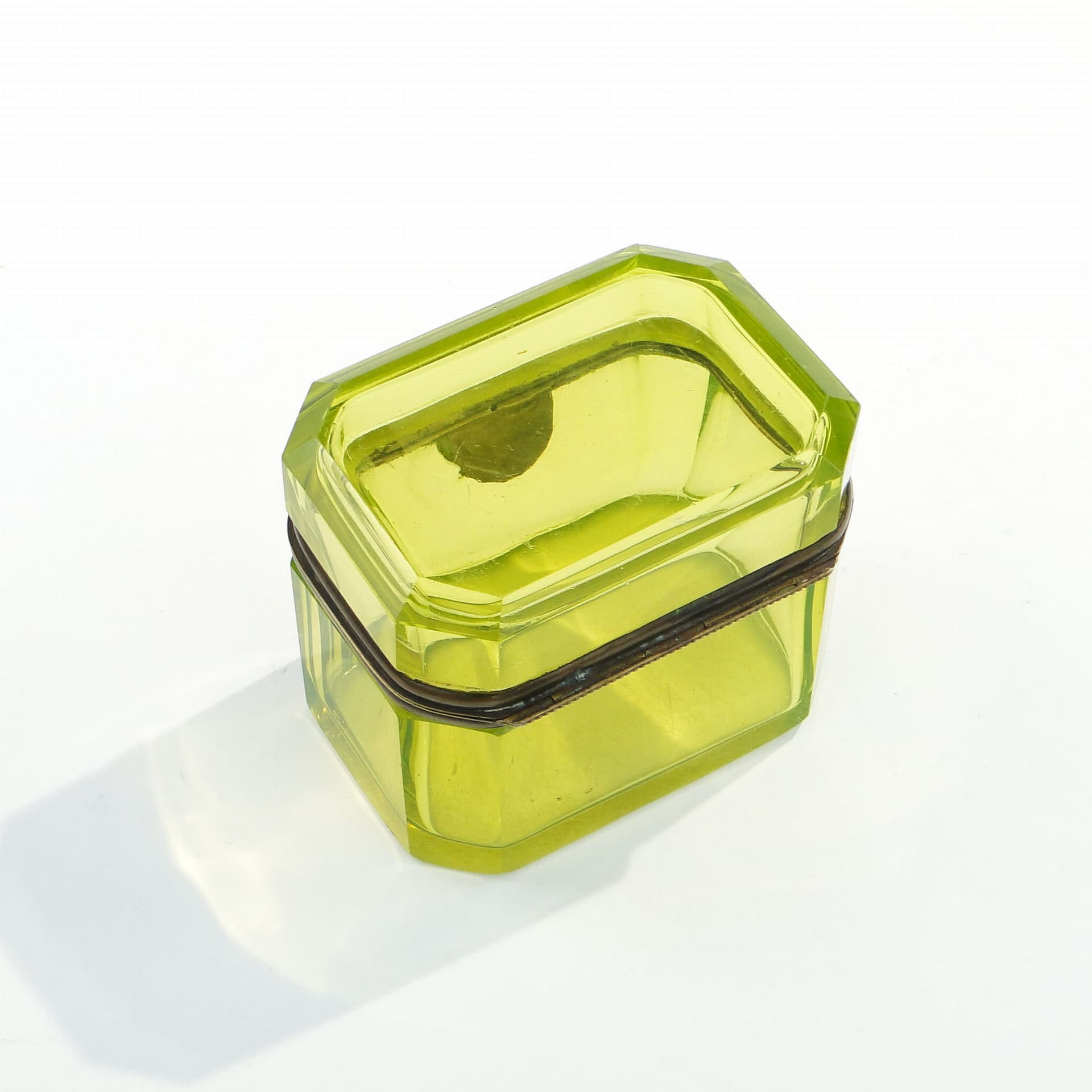 Tea caddy Biedermeier, turquoise uranium glass, Austria, 19th c. - 172256