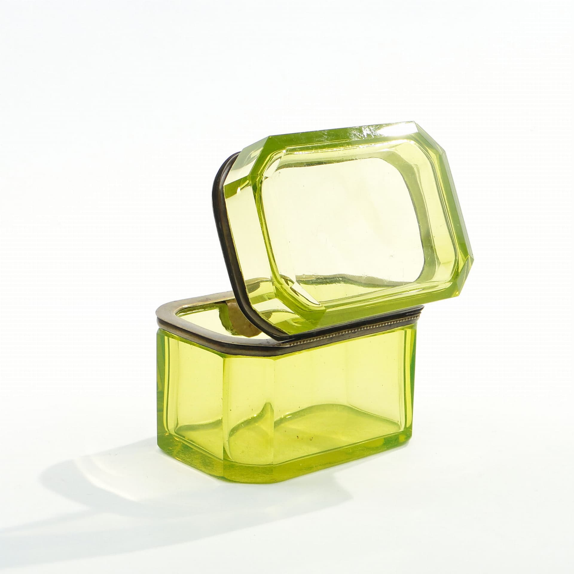 Tea caddy Biedermeier, turquoise uranium glass, Austria, 19th c. - 172259