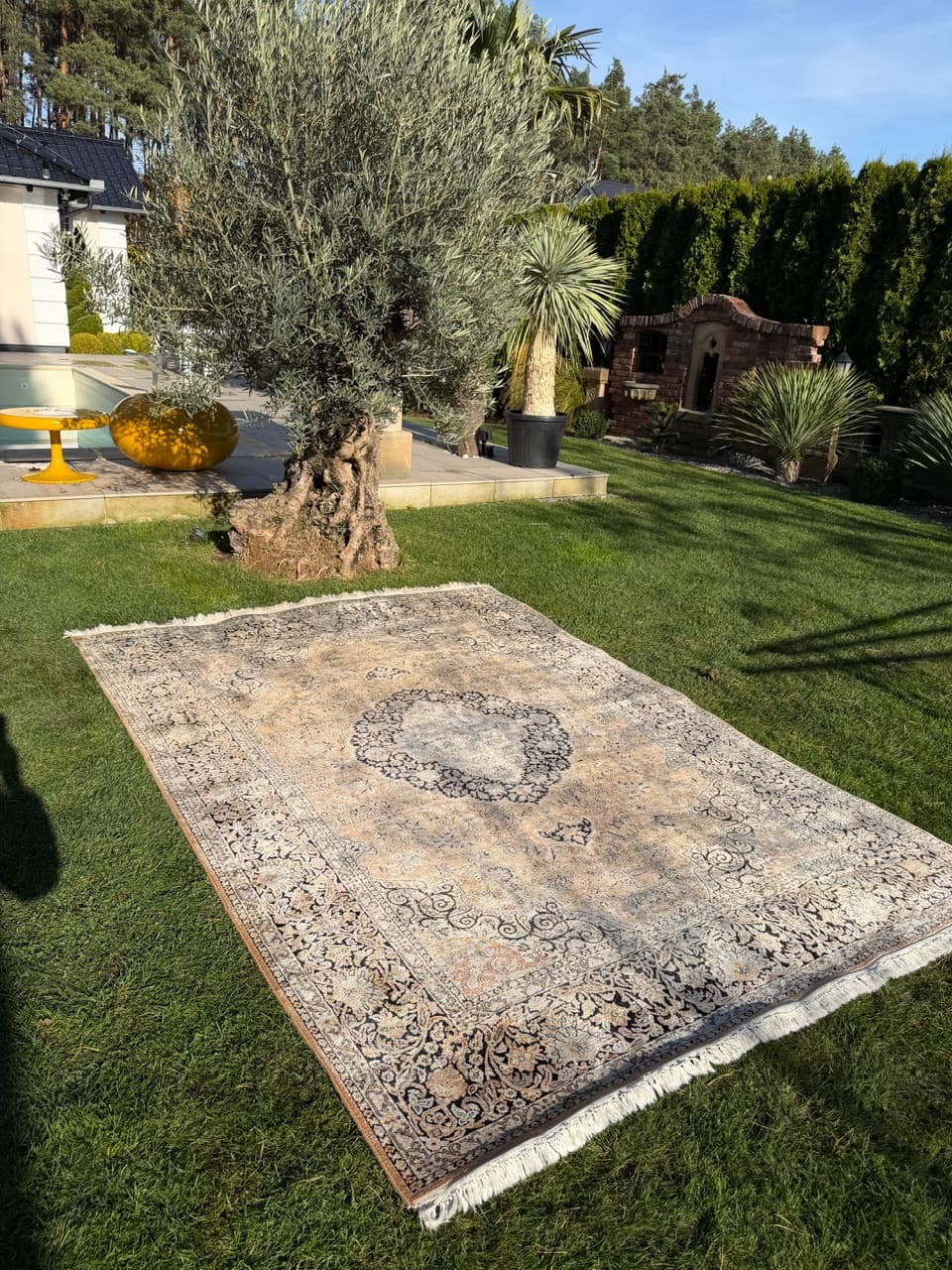 Rug Ghoum, multicolor silk, India, 1990s. - 172682