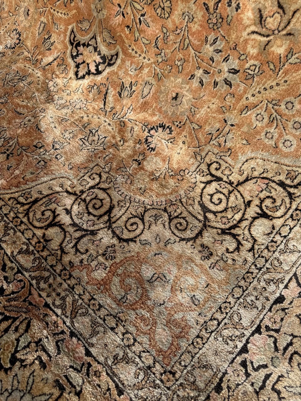 Rug Ghoum, multicolor silk, India, 1990s. - 172679