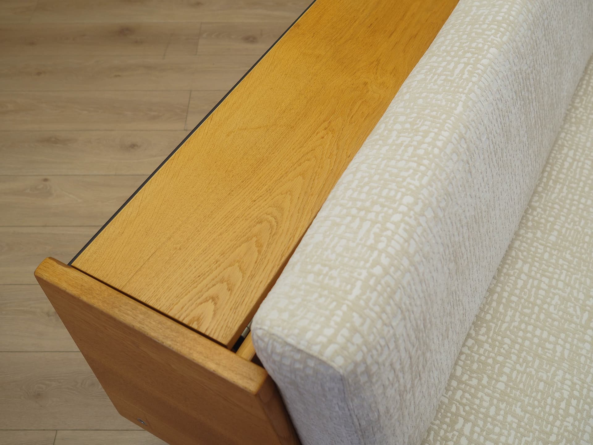 Sofa, kremowa, dąb, proj. H. J. Wegner, Getama, Dania, lata 60. - 172906