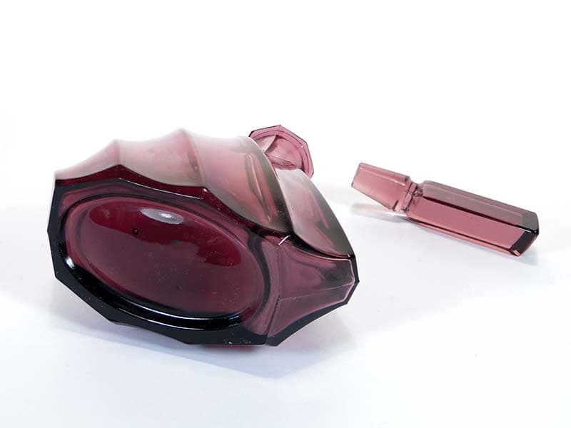 Decanter Art Deco, violet glass, Czech Republic, 1930s - 172986