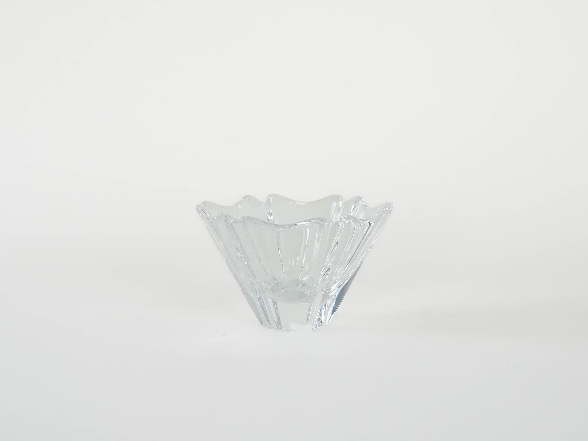 Bowl Orion, transparent crystal, Orrefors, Sweden, 1970s. - 173139