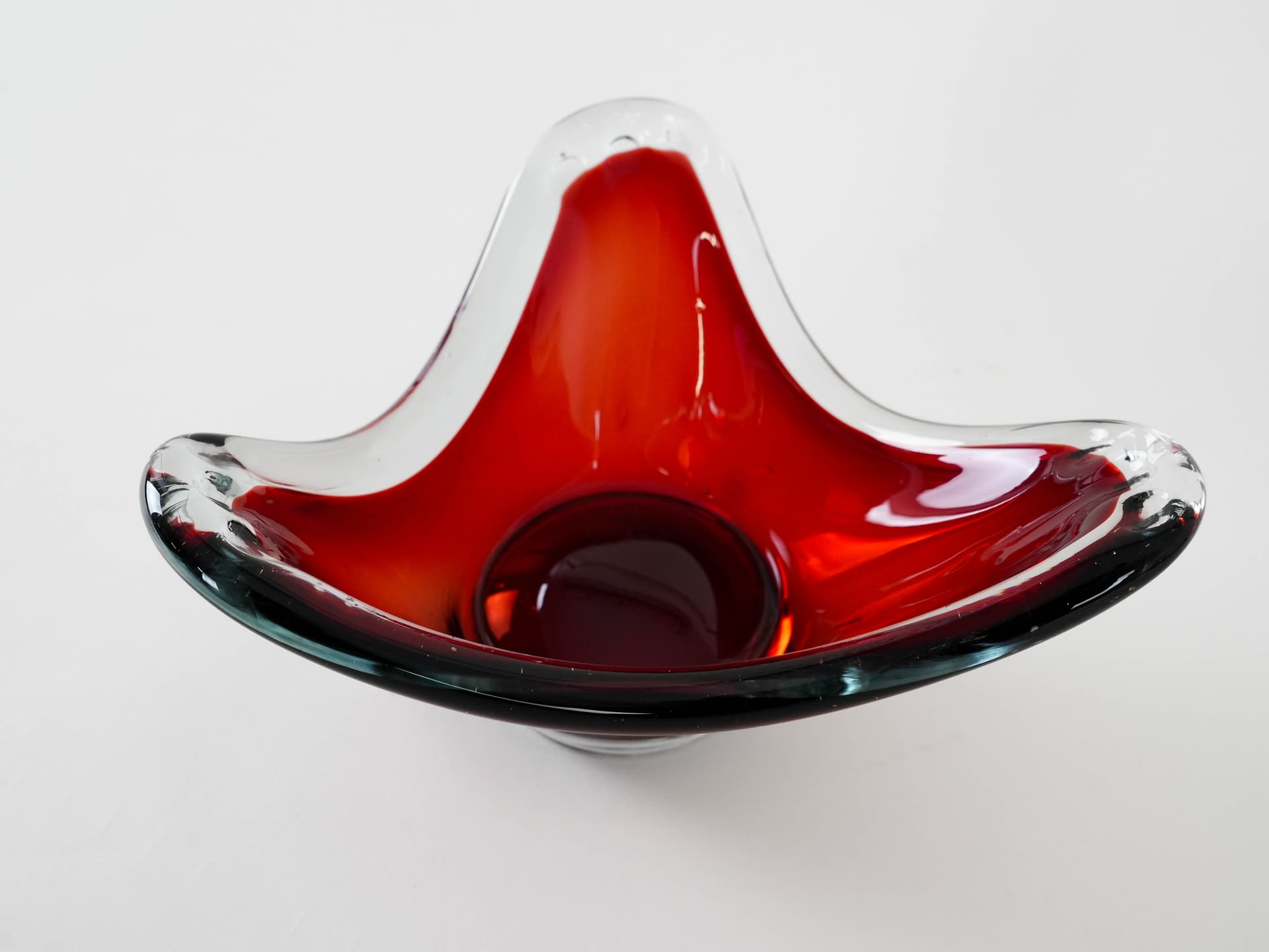 Bowl Murano, ruby red glass, Italy, 1960s. - 173199