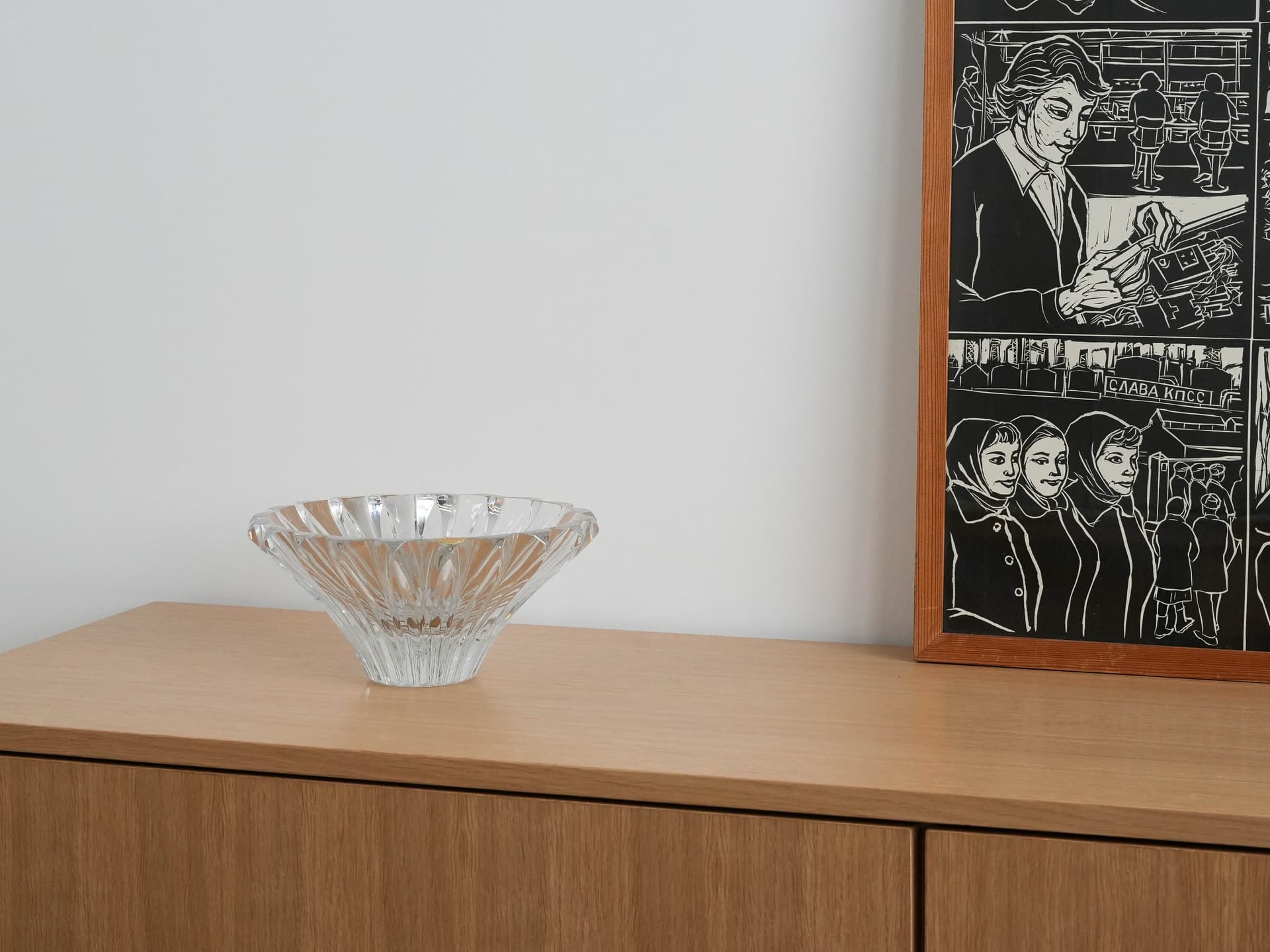 Bowl, transparent glass, Riihimäen Lasi, Finland, 1970s. - 173209