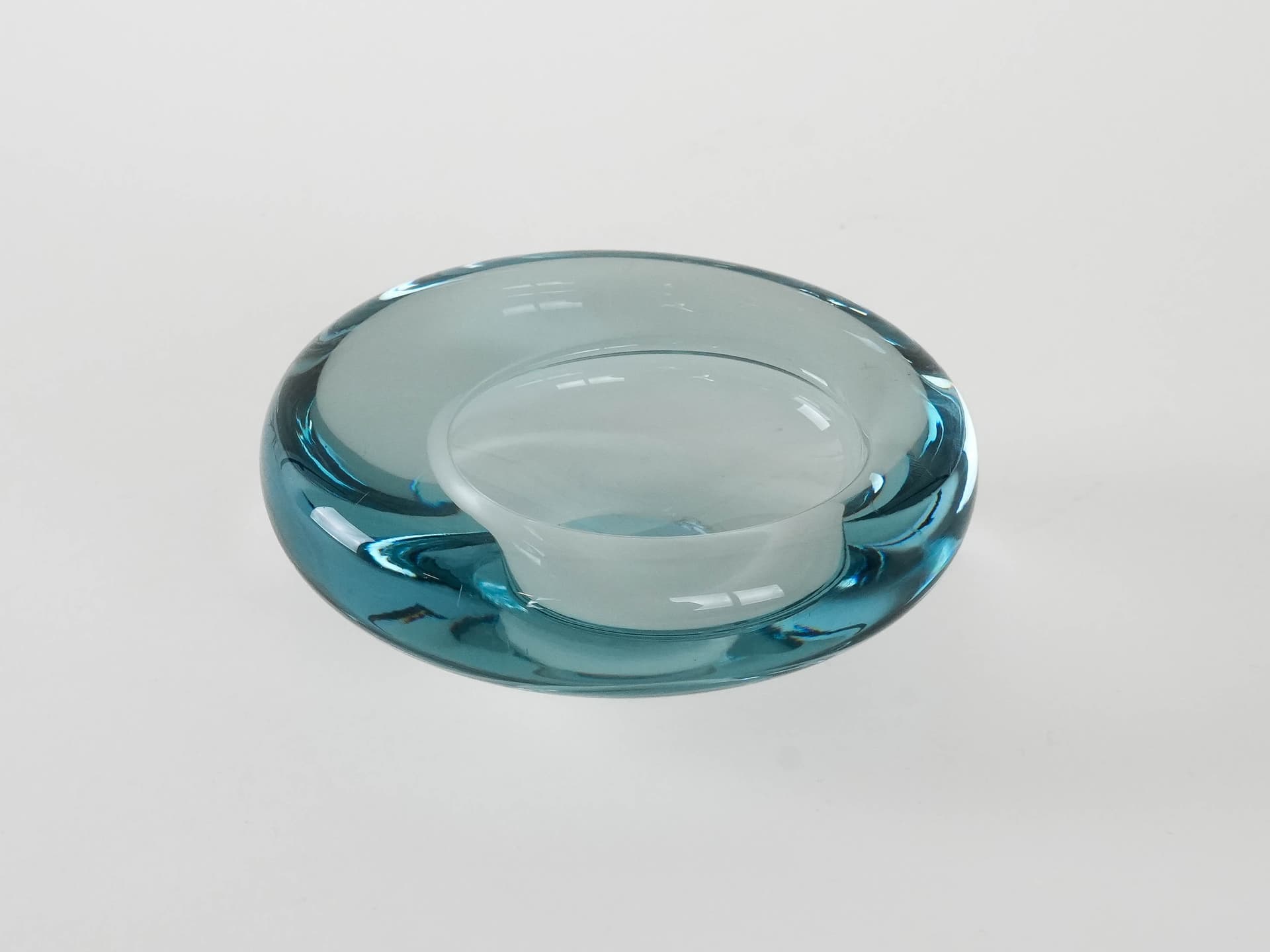 Bowl, turquoise glass, by P. Lütken, Holmegaard, Denmark, 1960s. - 173367