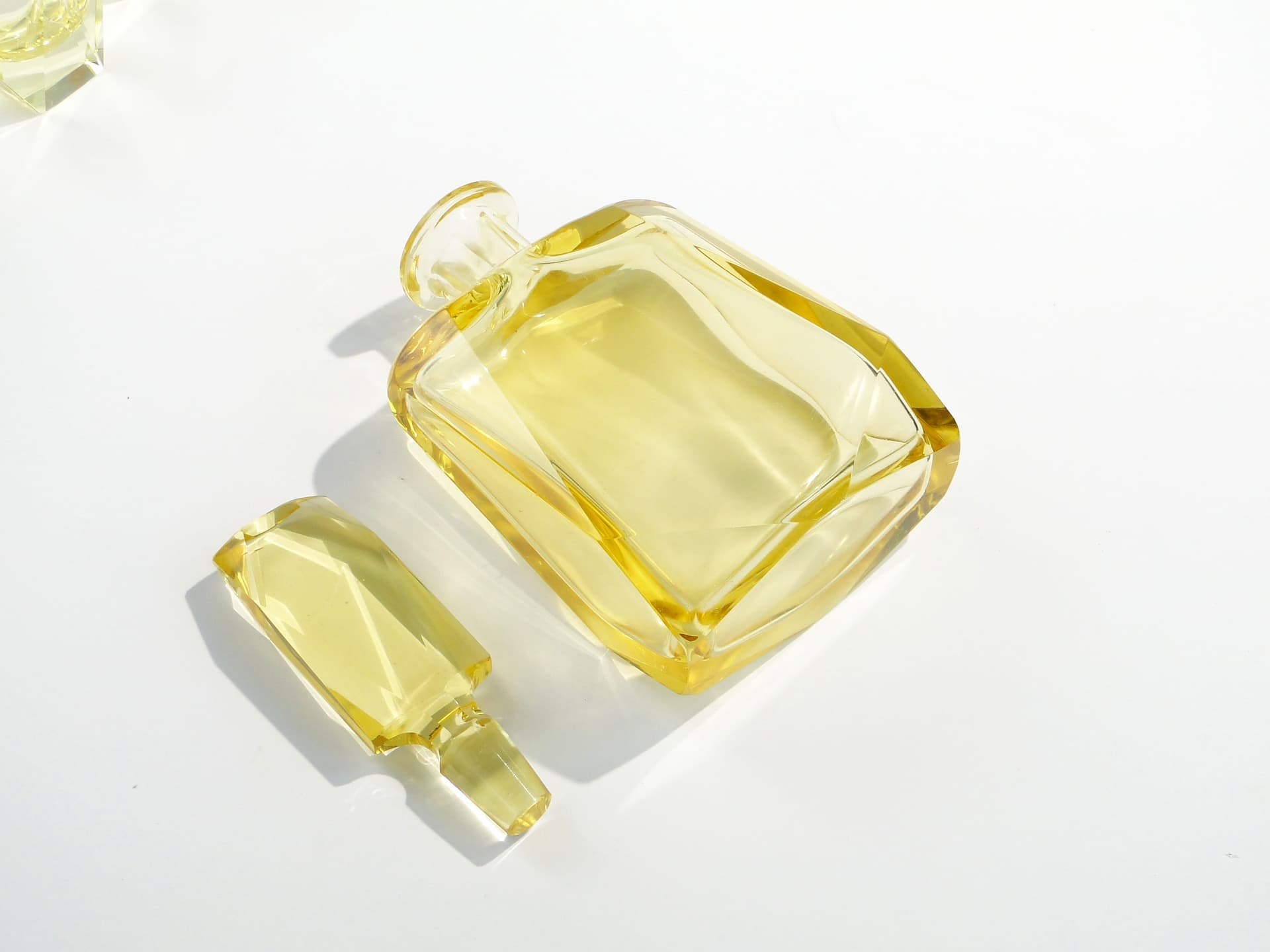 Serwis likierowy Art Deco, cytrynowy, szkło kryształowe, Moser, Czechy, lata 30. - 173397