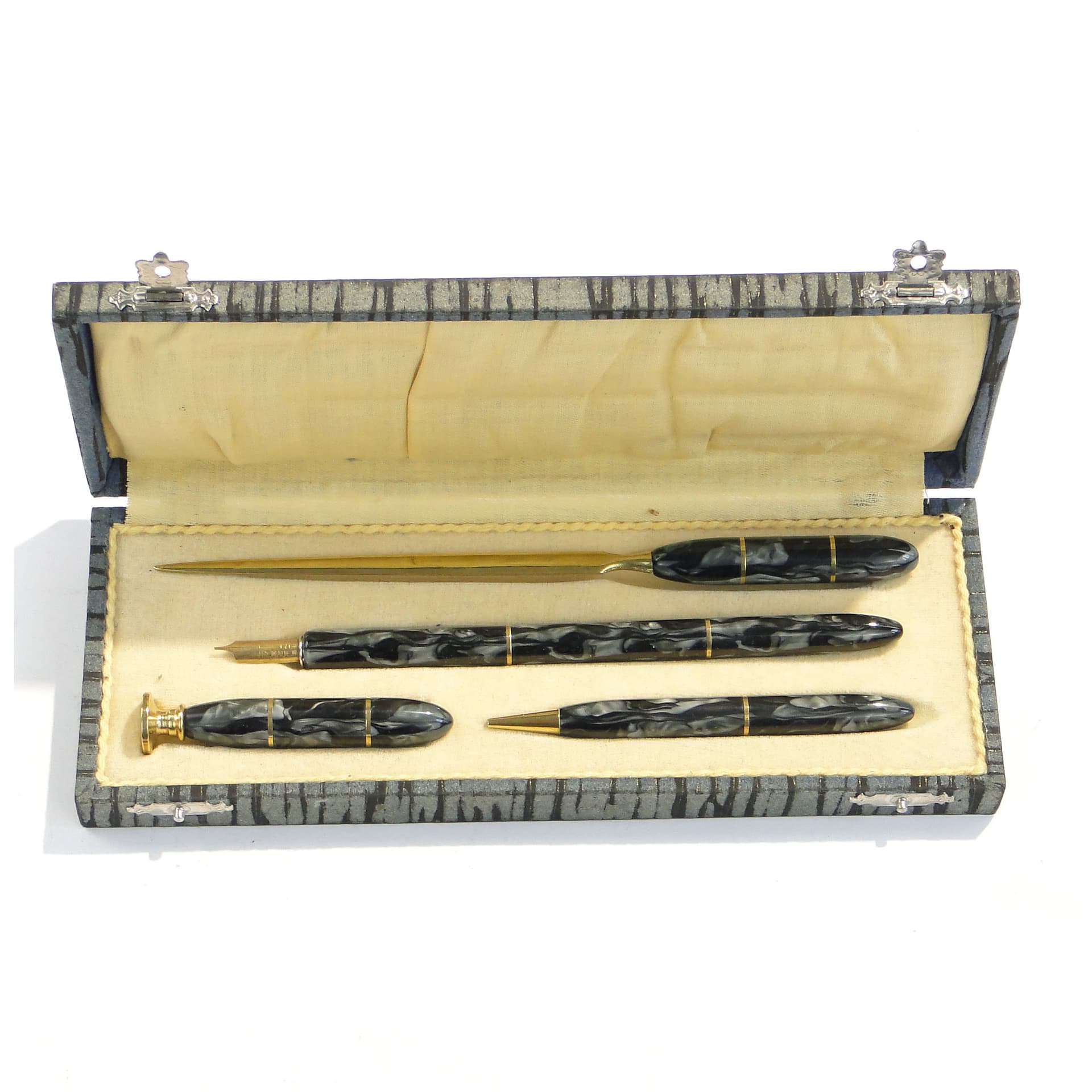 Writing Set Art Deco, multicolor Bakelite, Germany, 1920s. - 173440