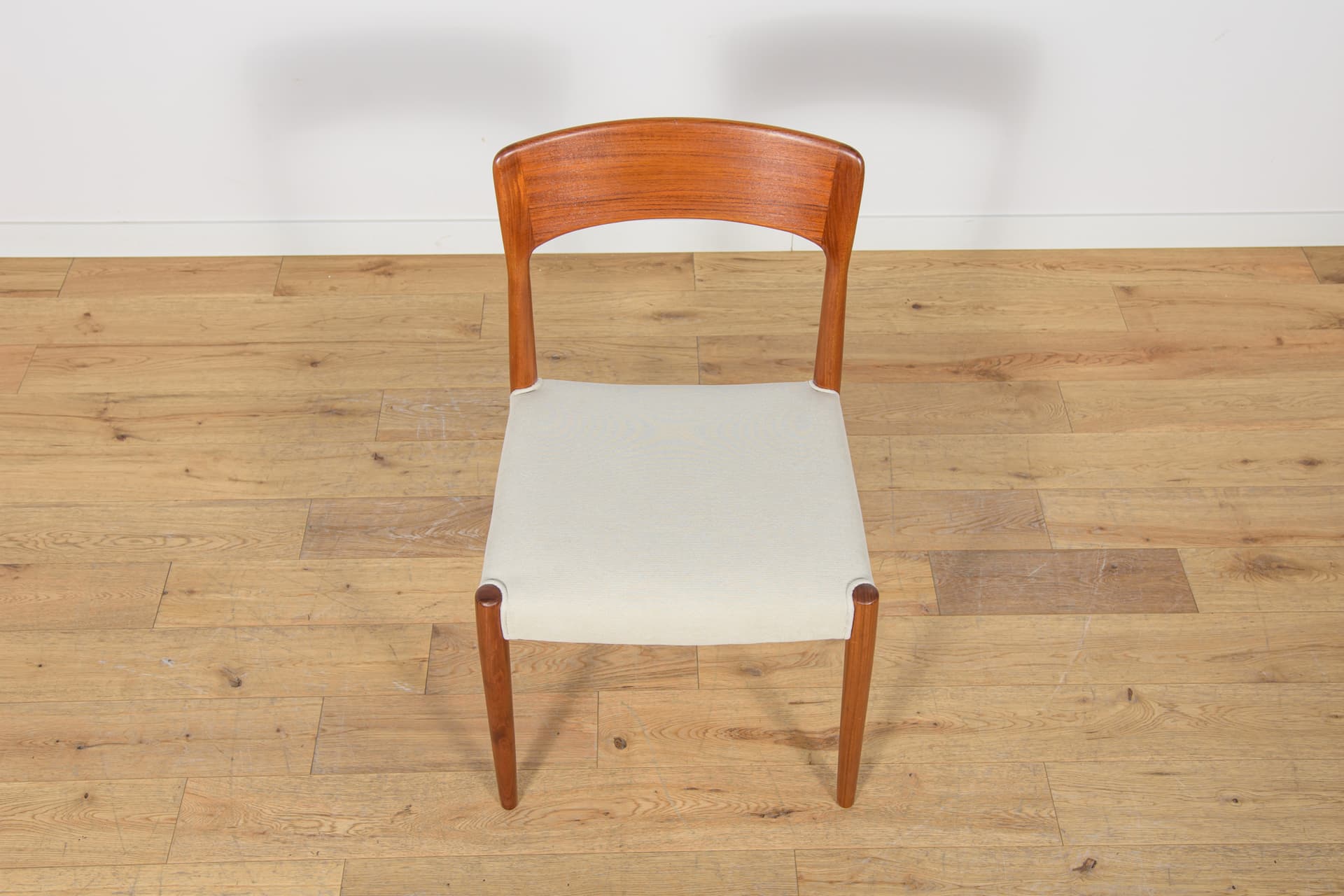 Set of six chairs Model 26, teak, ivory, by H. Kjærnulf, Korup Stolefabrik, Denmark, 1960s. - 173659