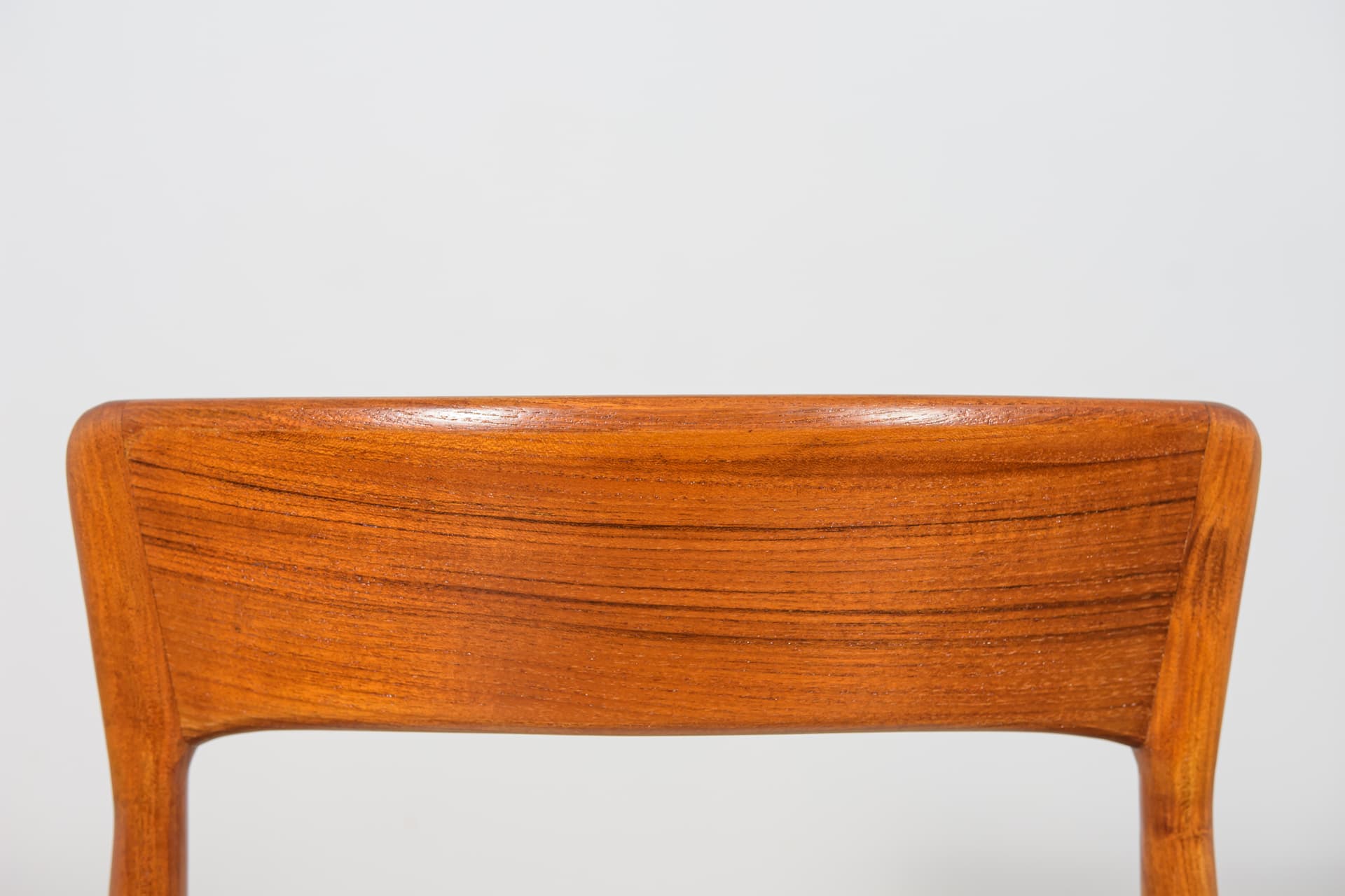 Set of six chairs Model 26, teak, ivory, by H. Kjærnulf, Korup Stolefabrik, Denmark, 1960s. - 173665