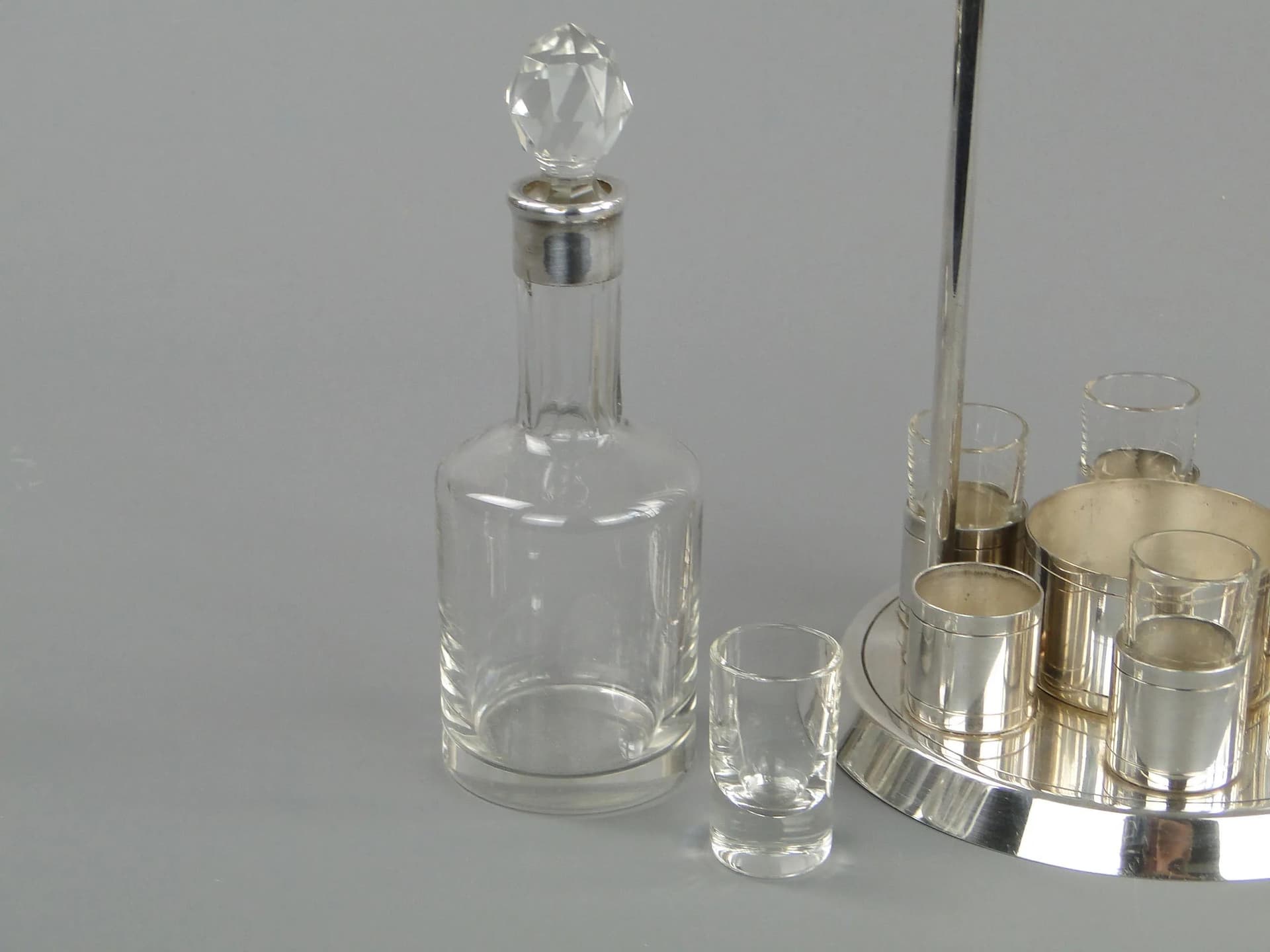 Srebrzysty, kryształowy serwis likierowy art deco, Czechosłowacja, lata 30. - 11552