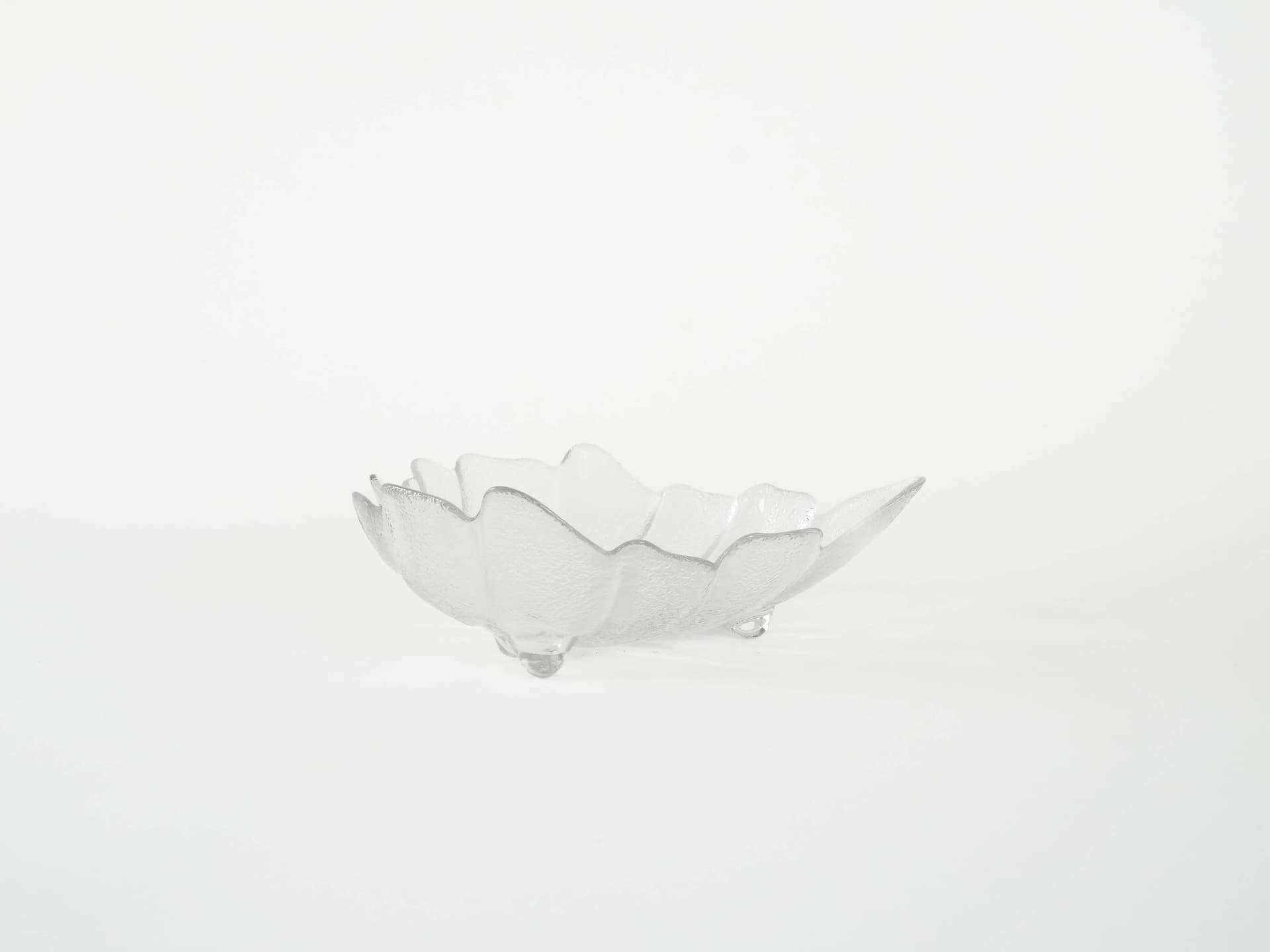 Bowl Leaf, transparent glass, Denmark, 1970s. - 173728