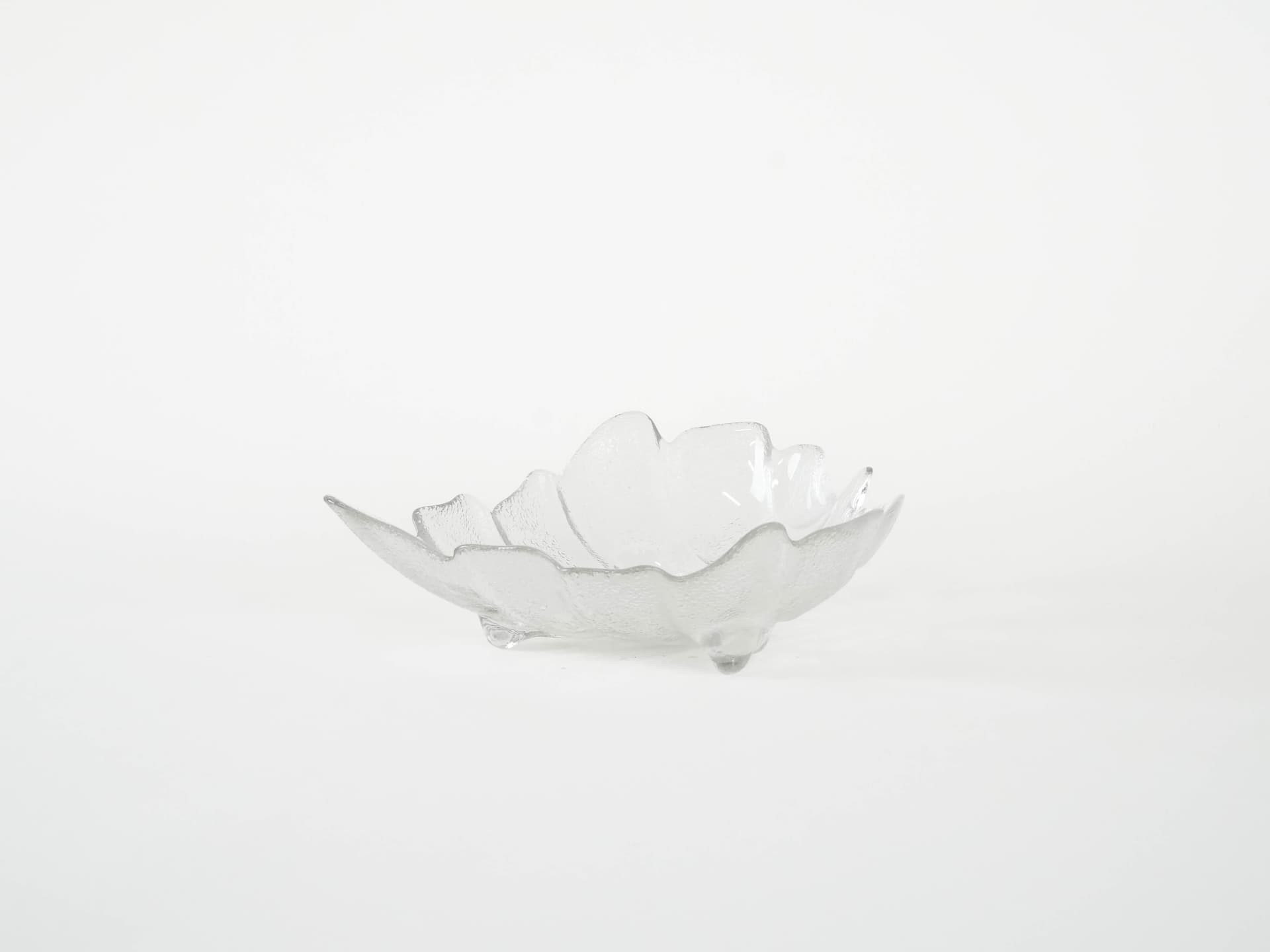 Bowl Leaf, transparent glass, Denmark, 1970s. - 173729