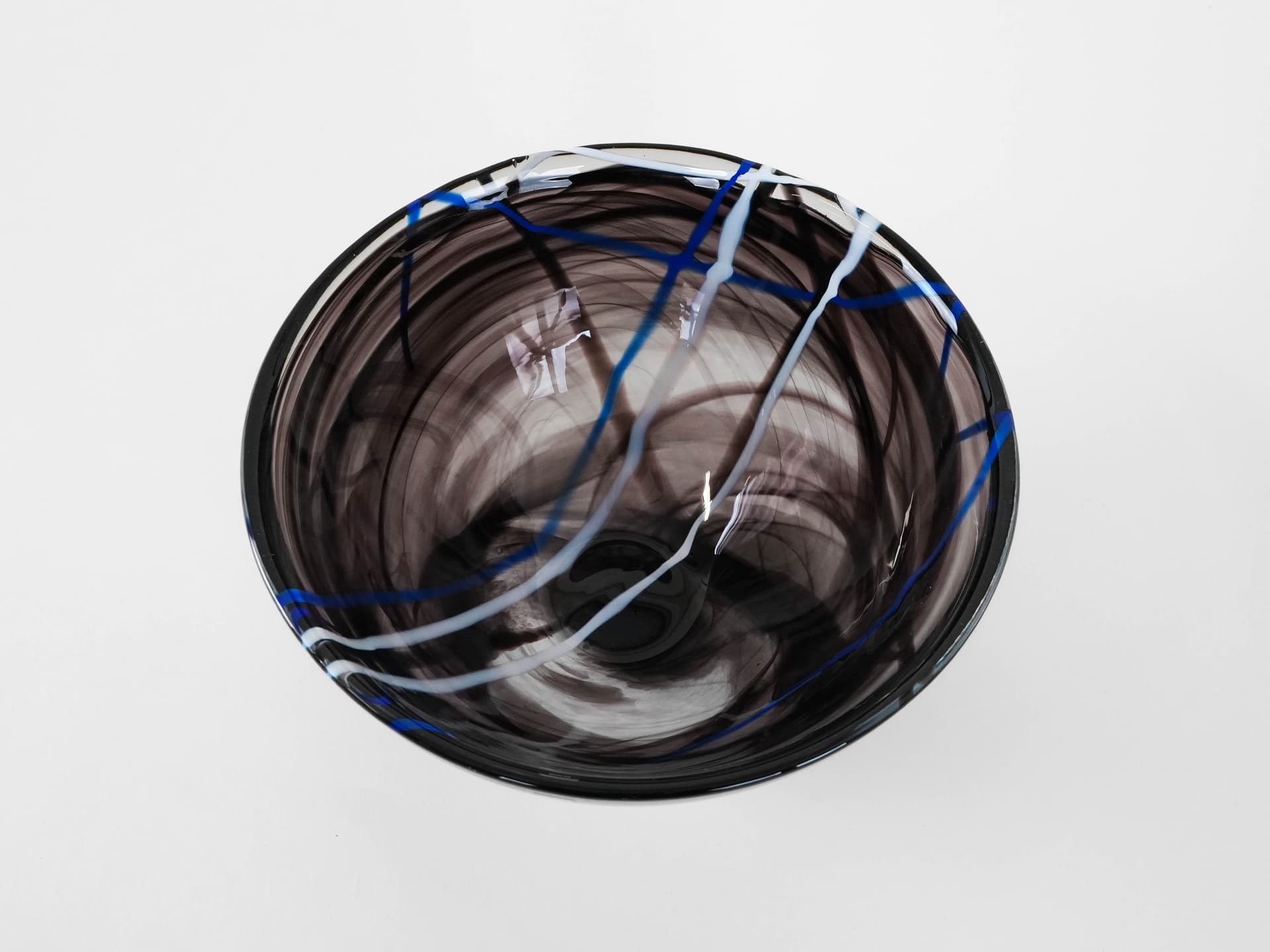 Bowl Contrast, multicolor glass, by A. Ehrner, Kosta Boda, Sweden, 1980s. - 173781