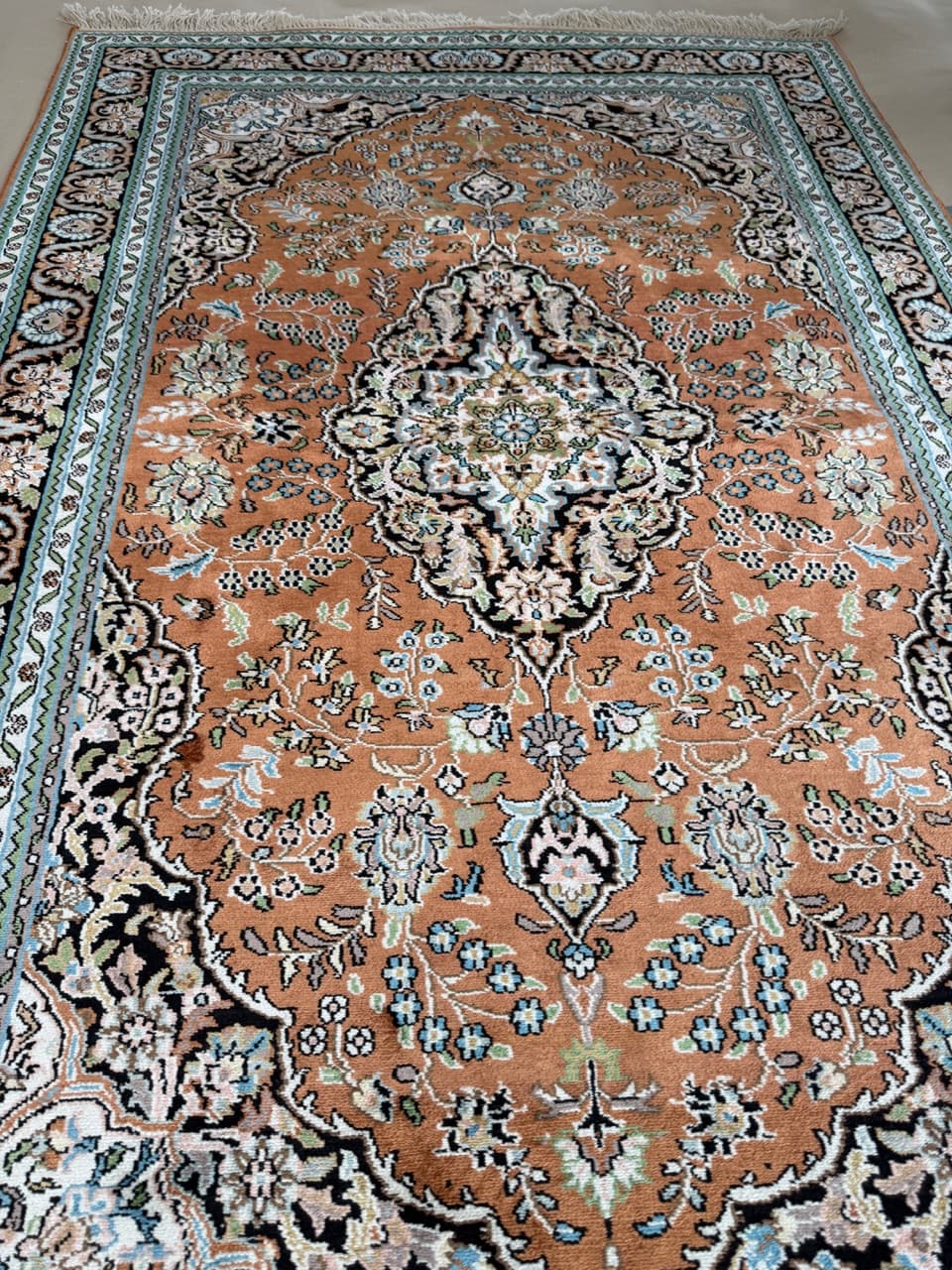 Rug Ghoum/Qom 205x125 cm, natural silk, India - 174455