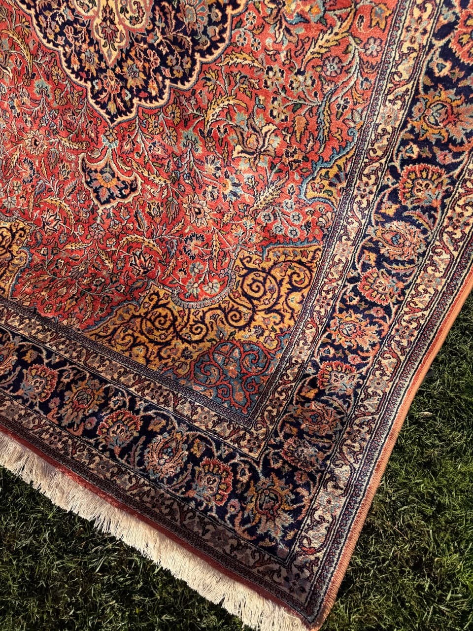 Rug Ghoum, red, silk, India, 280x175 cm - 174600