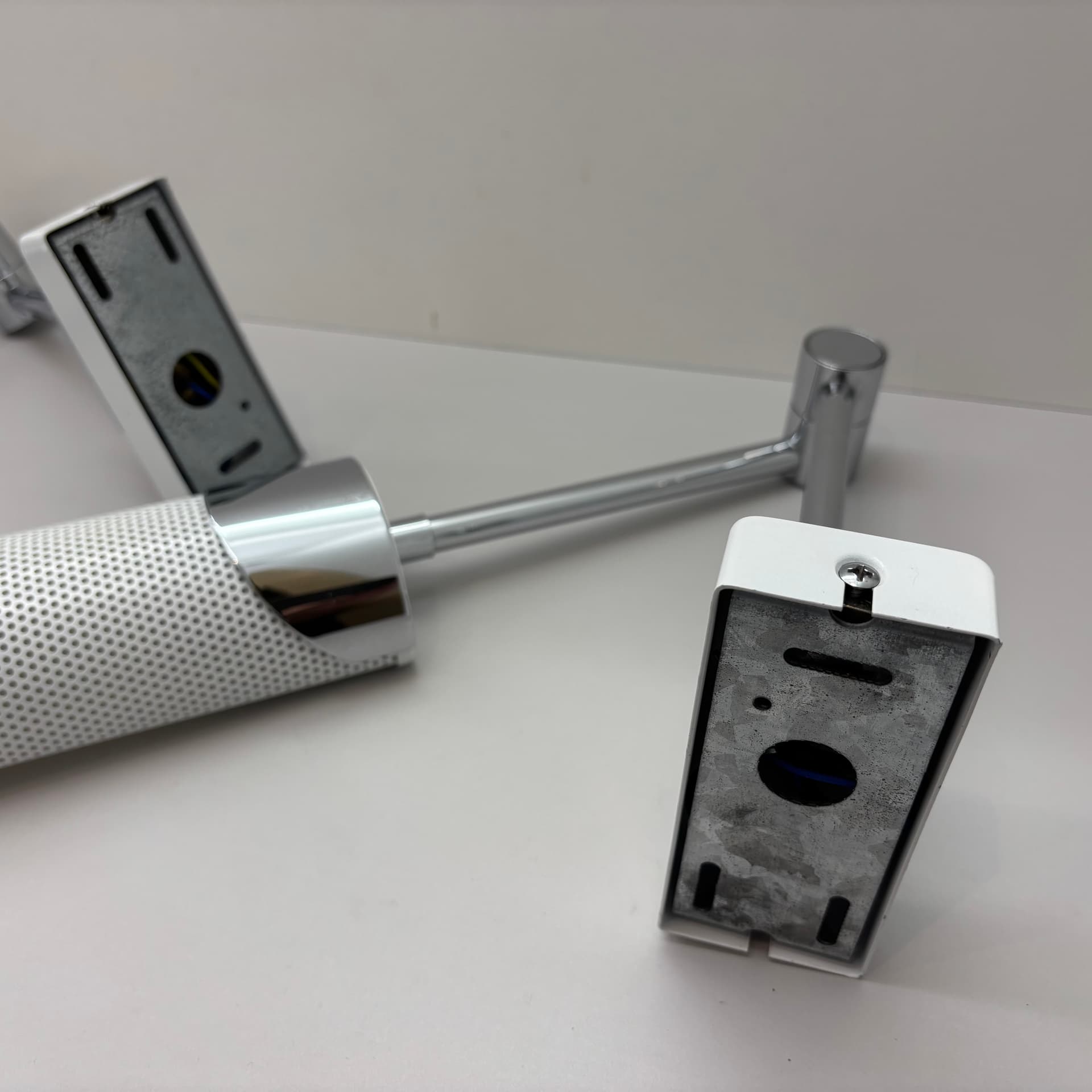 Pair of wall lights, Baulmann Leuchten, white, chrome-plated brass, Germany, 1990s. - 174712