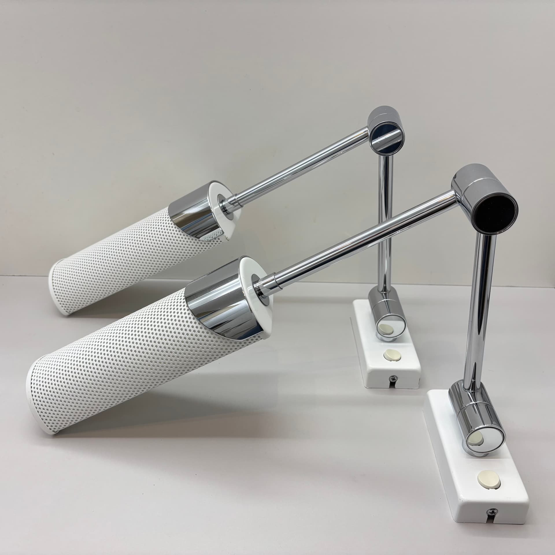 Pair of wall lights, Baulmann Leuchten, white, chrome-plated brass, Germany, 1990s. - 174711